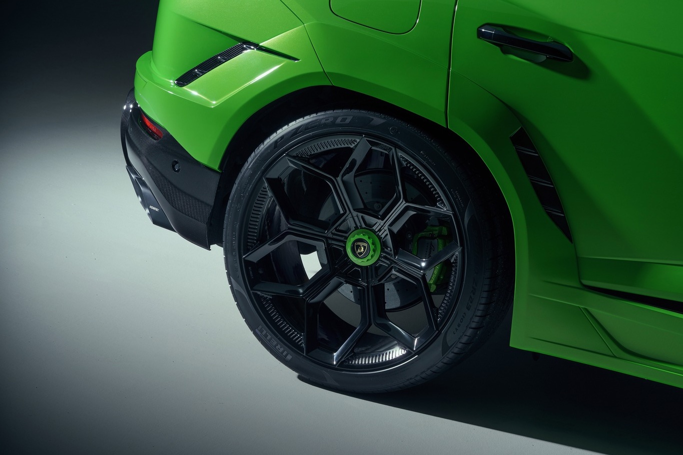 lamborghini,  urus,  urus s,  urus performante,  suv,  sieu suv,  hieu nang cao,  sieu xe,  novitec,  xe do,  Novitec Esteso anh 6