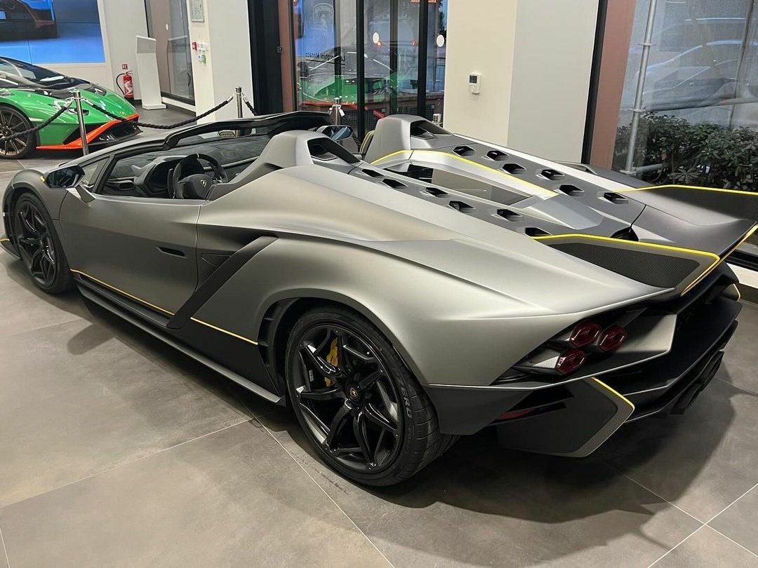 lamborghini,  Autentica,  Invencible,  sieu xe,  aventador,  huracan,  revuelto,  gallardo,  murcielago,  hang thua,  doc nhat,  monaco anh 11