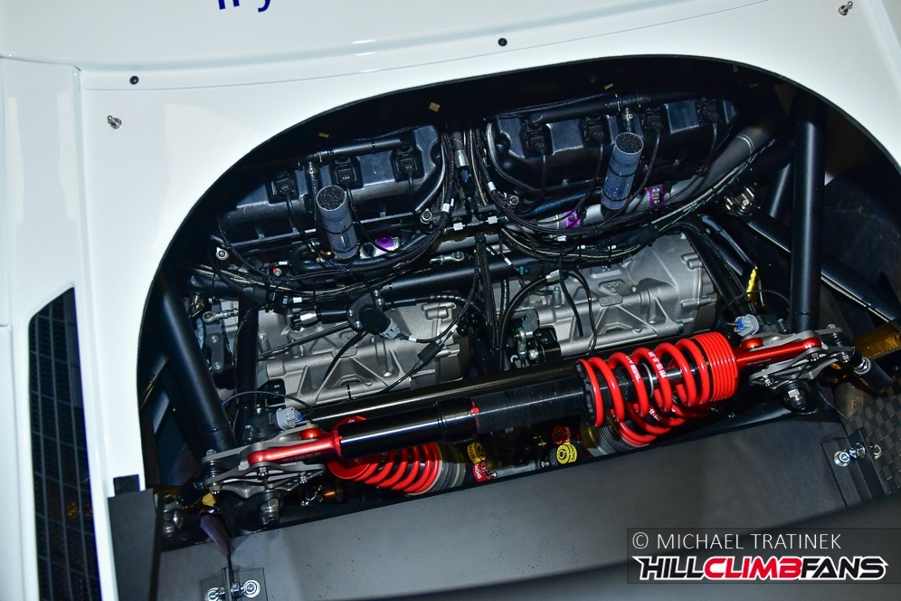 bmw,  i8,  bmw i8,  hybrid,  sieu xe,  xe do,  xe dua,  than rong,  bmw hp4,  moto anh 12