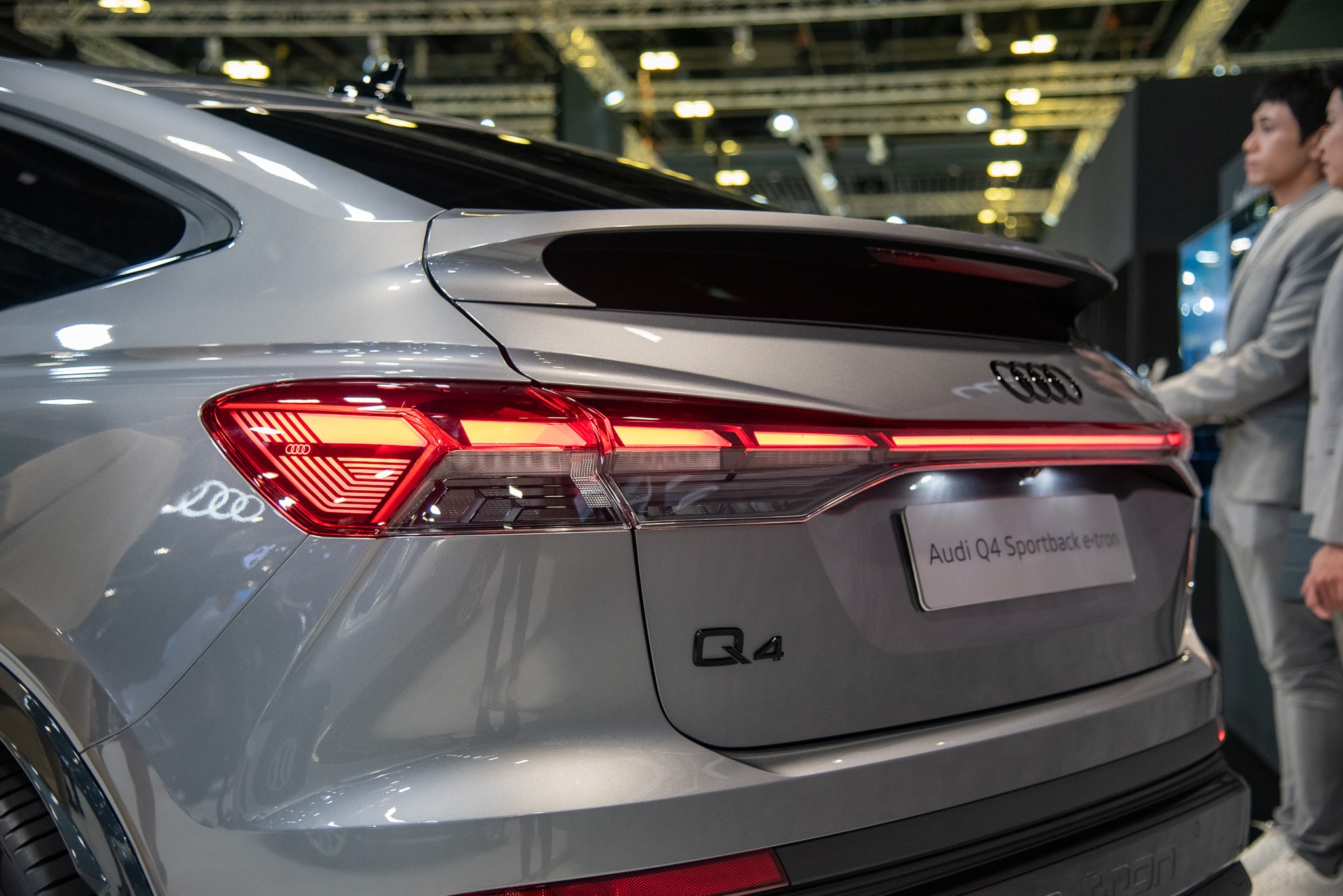 singapore,  singapore motor show,  singapore motor show 2024,  mercedes-benz,  audi,  bmw,  xe dien,  ev,  hybrid,  hyundai,  polestar,  suzuki,  jimny,  mg,  cyberster,  kia,  ioniq 5,  kia ev9,  lexus,  lbx anh 18