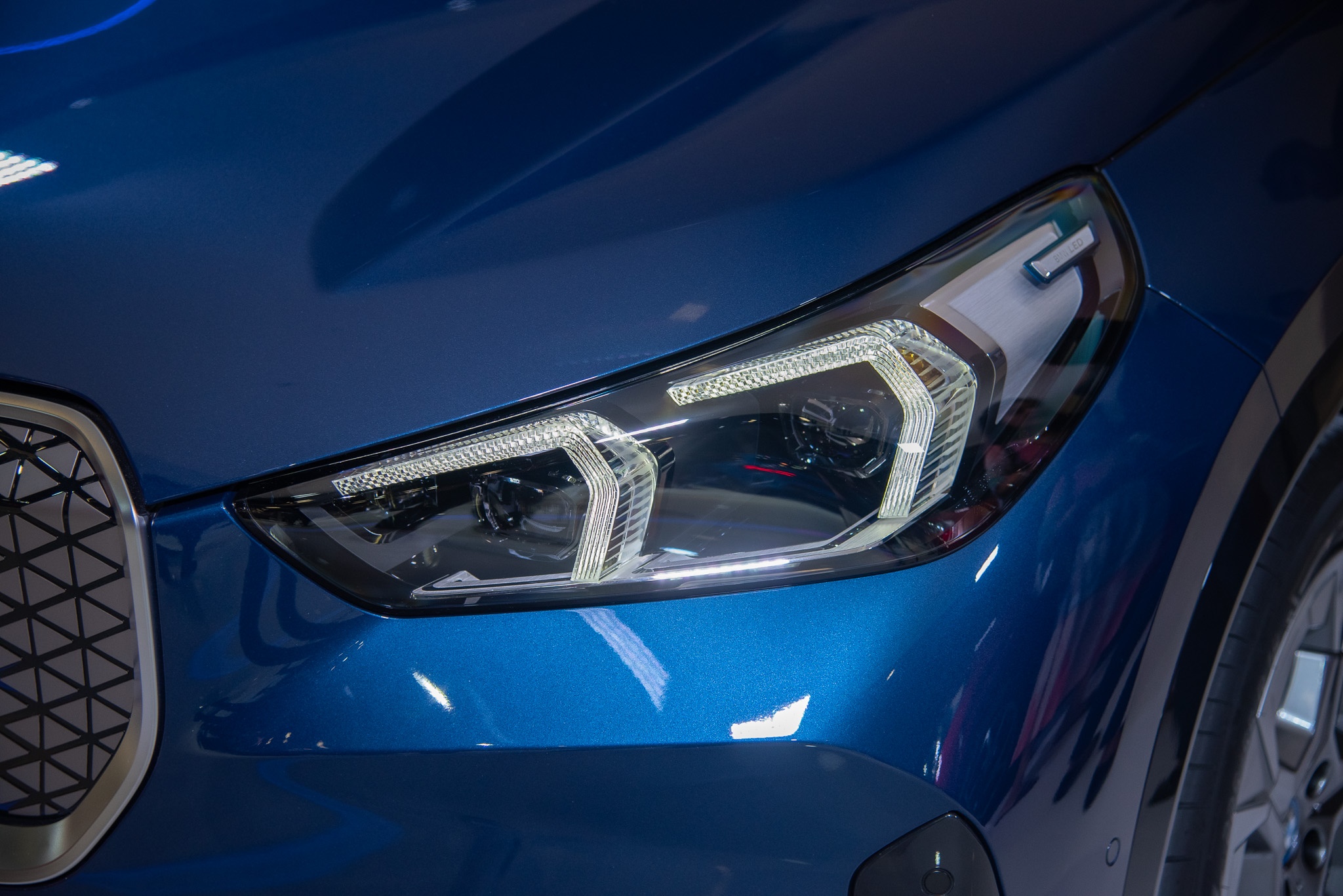 singapore,  singapore motor show,  singapore motor show 2024,  mercedes-benz,  audi,  bmw,  xe dien,  ev,  hybrid,  hyundai,  polestar,  suzuki,  jimny,  mg,  cyberster,  kia,  ioniq 5,  kia ev9,  lexus,  lbx anh 30