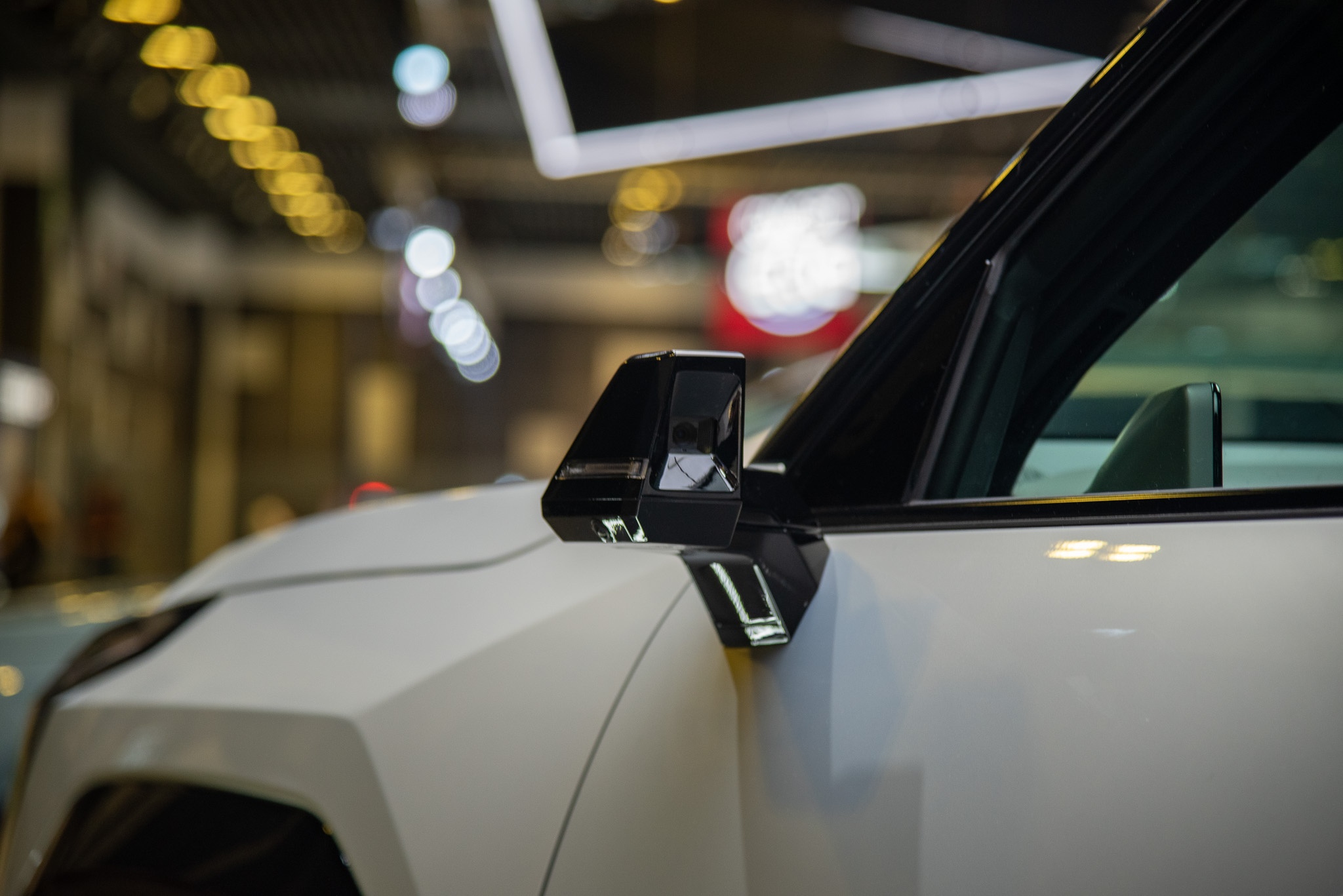 singapore,  singapore motor show,  singapore motor show 2024,  mercedes-benz,  audi,  bmw,  xe dien,  ev,  hybrid,  hyundai,  polestar,  suzuki,  jimny,  mg,  cyberster,  kia,  ioniq 5,  kia ev9,  lexus,  lbx anh 59