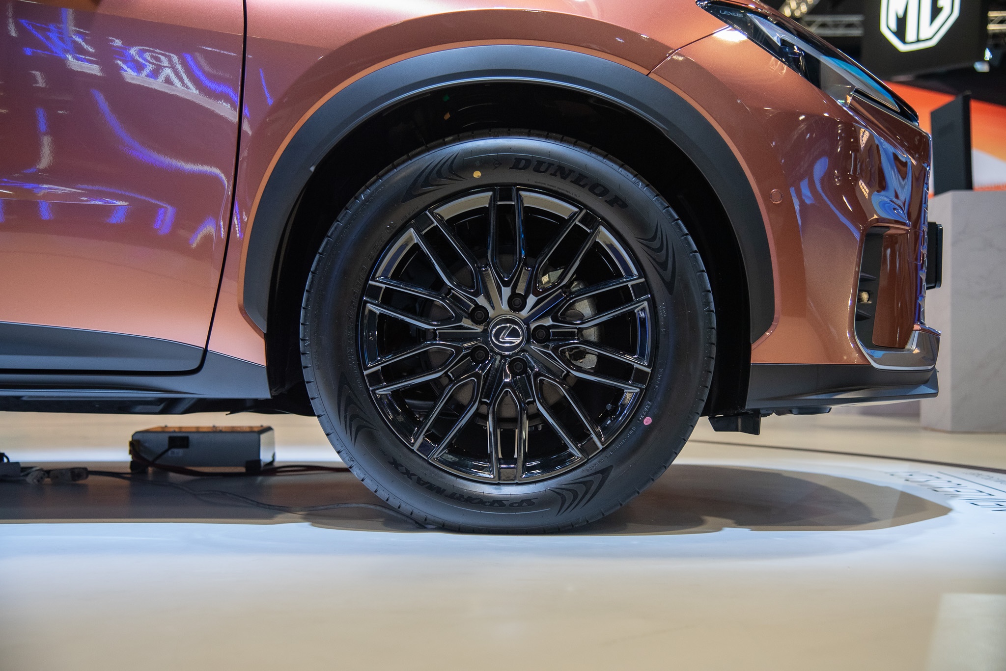 singapore,  singapore motor show,  singapore motor show 2024,  mercedes-benz,  audi,  bmw,  xe dien,  ev,  hybrid,  hyundai,  polestar,  suzuki,  jimny,  mg,  cyberster,  kia,  ioniq 5,  kia ev9,  lexus,  lbx anh 35