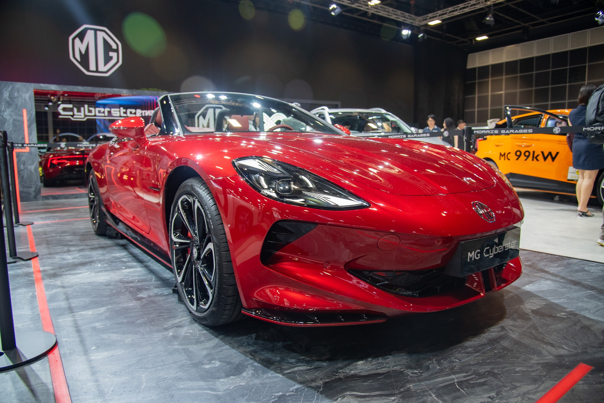 singapore,  singapore motor show,  singapore motor show 2024,  mercedes-benz,  audi,  bmw,  xe dien,  ev,  hybrid,  hyundai,  polestar,  suzuki,  jimny,  mg,  cyberster,  kia,  ioniq 5,  kia ev9,  lexus,  lbx anh 62