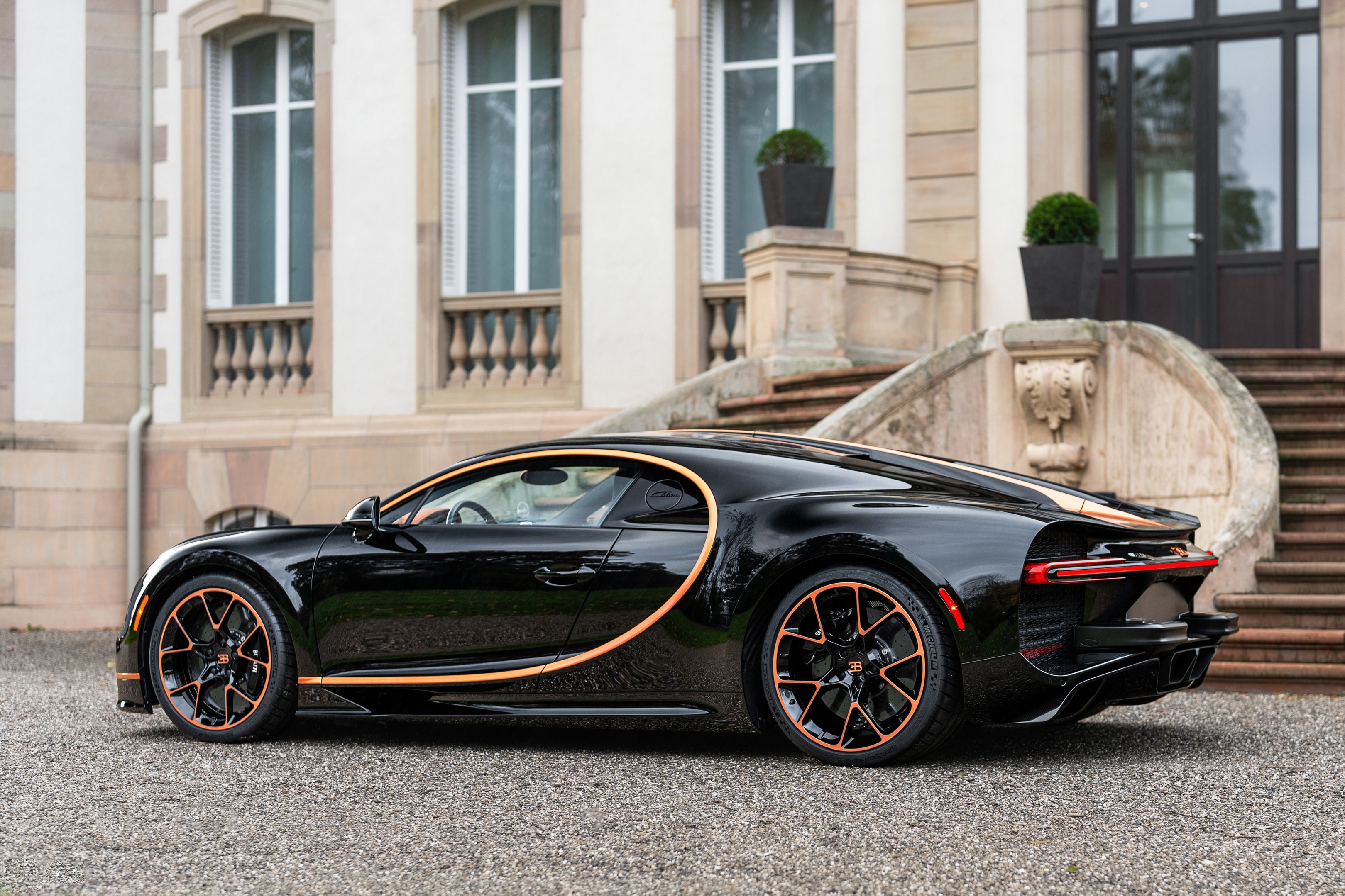 bugatti,  chiron,  sieu xe,  hypercar,  megacar,  veyron,  chiron super sport,  chiron pur sport,  chiron sport,  sur mesure,  chiron cuoi cung anh 12