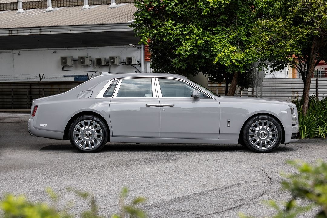 rolls-royce,  phantom phantom series ii,  siêu sang,  xe siêu sang,  sedan,  bentley,  mercedes,  maybach,  malaysia ảnh 8 rolls-royce,  phantom phantom series ii,  sieu sang,  xe sieu sang,  sedan,  bentley,  mercedes,  maybach,  malaysia anh 8