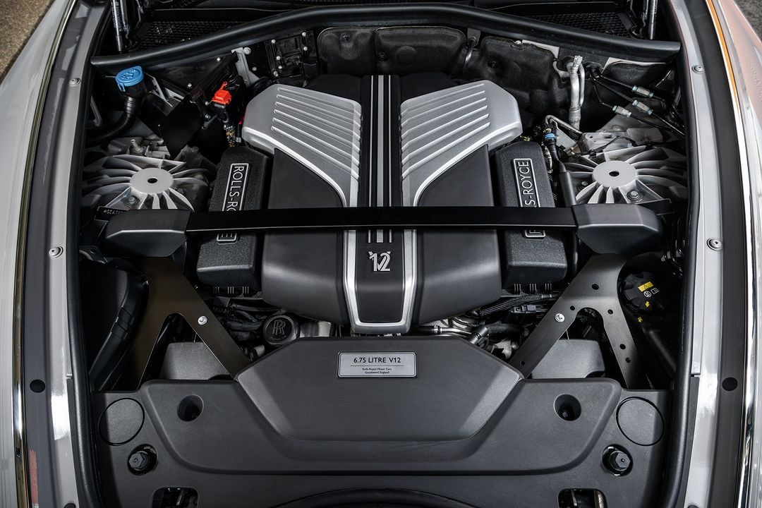 rolls-royce,  phantom phantom series ii,  siêu sang,  xe siêu sang,  sedan,  bentley,  mercedes,  maybach,  malaysia ảnh 15 rolls-royce,  phantom phantom series ii,  sieu sang,  xe sieu sang,  sedan,  bentley,  mercedes,  maybach,  malaysia anh 15