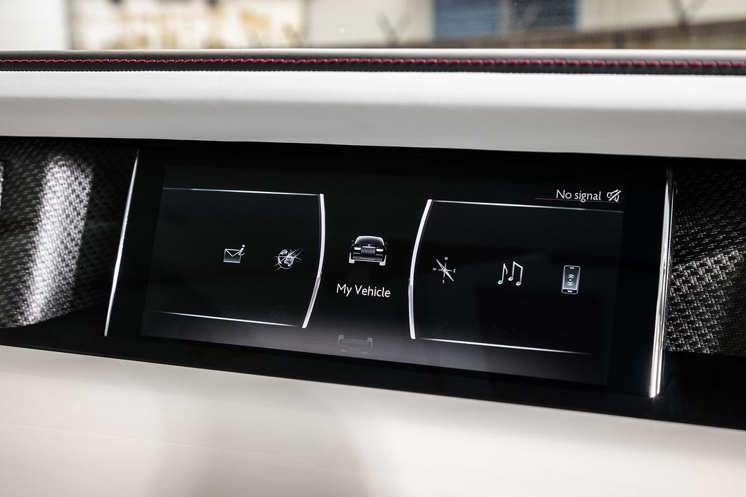 rolls-royce,  phantom phantom series ii,  siêu sang,  xe siêu sang,  sedan,  bentley,  mercedes,  maybach,  malaysia ảnh 17 rolls-royce,  phantom phantom series ii,  sieu sang,  xe sieu sang,  sedan,  bentley,  mercedes,  maybach,  malaysia anh 17