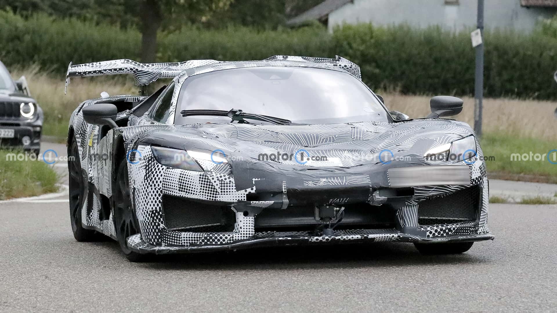 Ferrari se ra mat 3 mau xe moi trong nam 2024 hinh anh