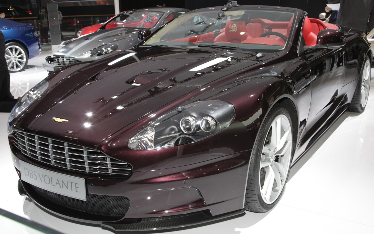 nham thin 2012,  giap thin 2024,  rong,  sieu xe,  xe sang,  rolls-royce,  bugatti,  mclaren,  jeep,  aston martin,  ferrari,  koenigsegg,  pagani anh 37