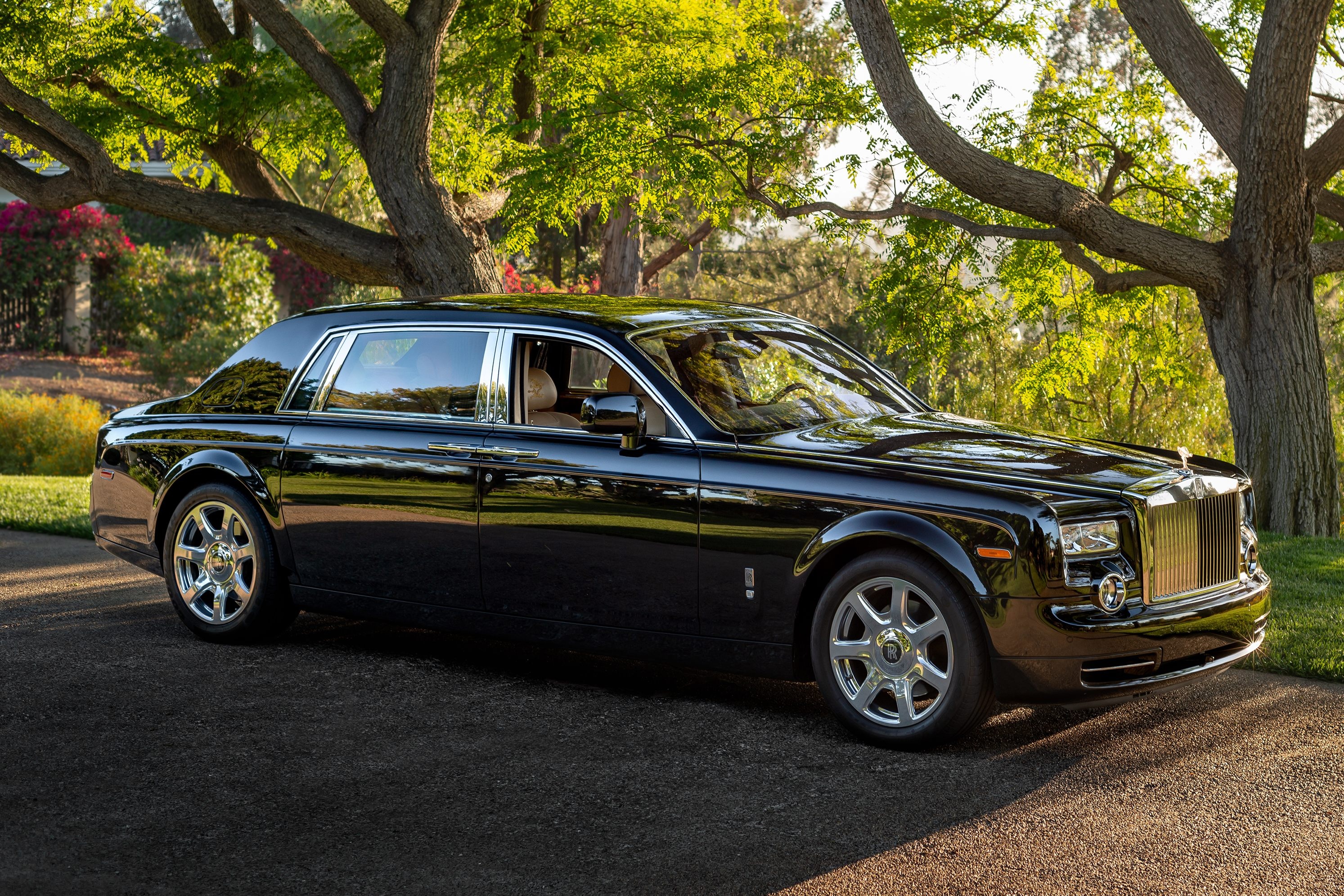 nham thin 2012,  giap thin 2024,  rong,  sieu xe,  xe sang,  rolls-royce,  bugatti,  mclaren,  jeep,  aston martin,  ferrari,  koenigsegg,  pagani anh 60