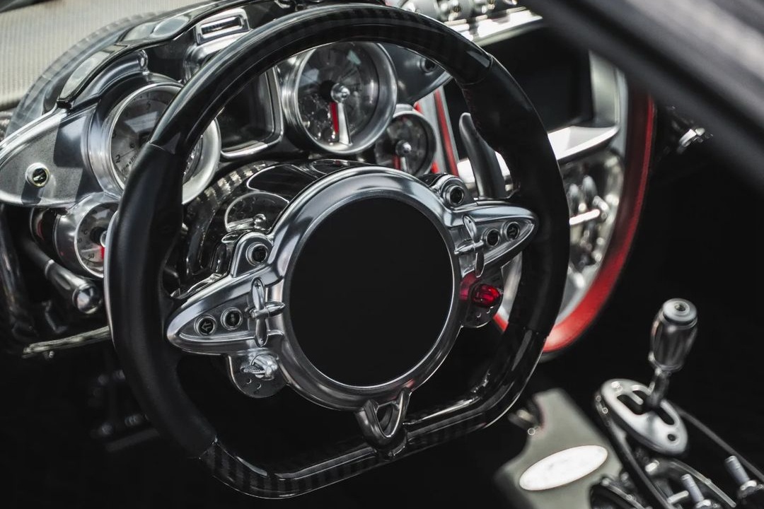 pagani,  huayra,  roadster,  huyara roadster,  zonda,  utopia,  Il Diavolo,  sieu xe,  bugatti,  koenigsegg anh 13