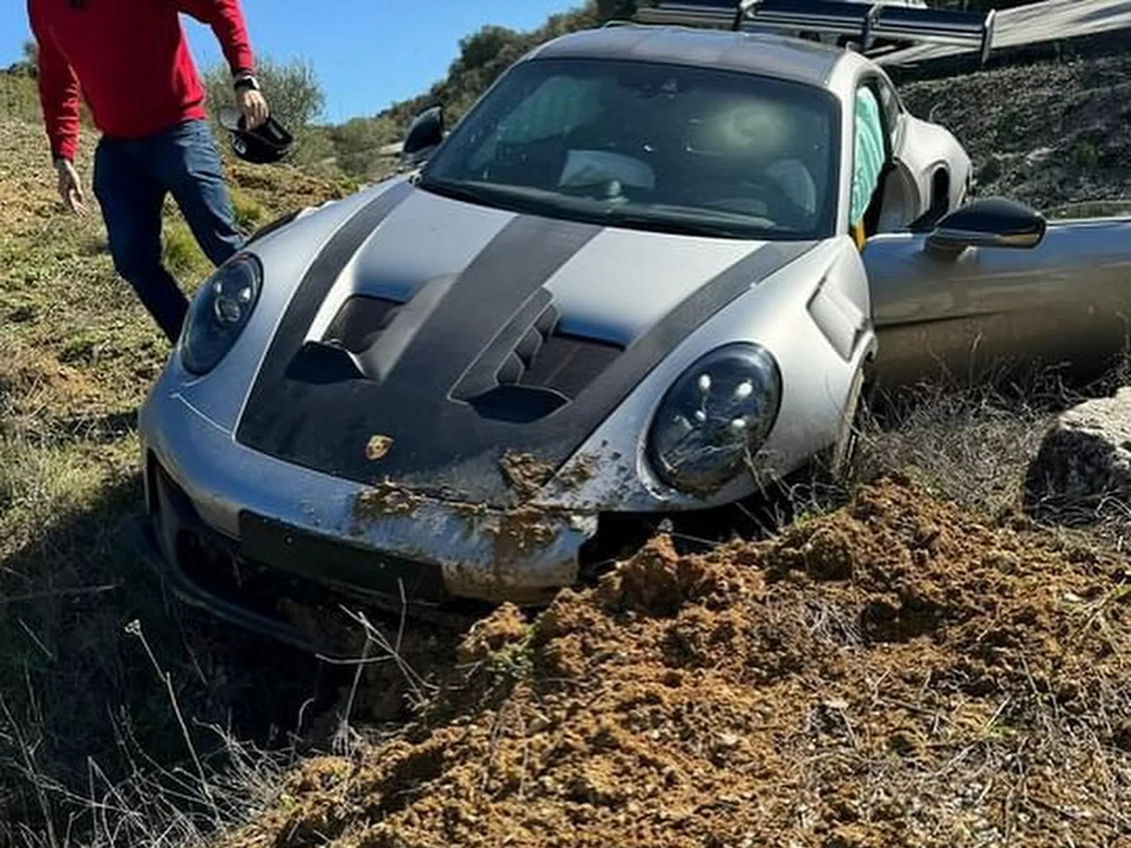 porsche,  911,  gt3,  gt3 rs,  911 gt3 rs,  sieu xe,  tai nan,  tay ban nha,  porsche 911 anh 2