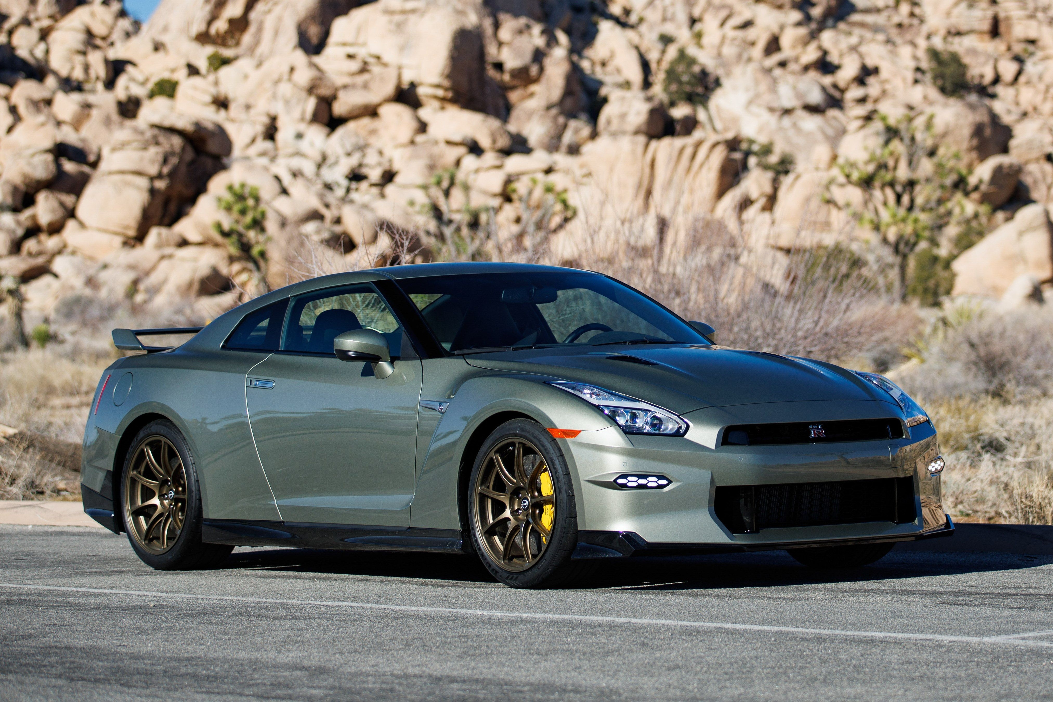 nissan,  gt-r,  nissan gt-r,  r35,  gt-r r35,  nismo,  takumi,  skyline,  skyline gt-r ảnh 1 nissan,  gt-r,  nissan gt-r,  r35,  gt-r r35,  nismo,  takumi,  skyline,  skyline gt-r anh 1