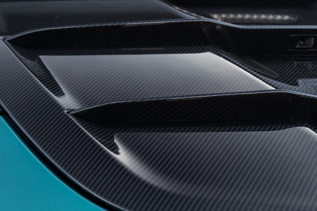 aston,  martin,  aston martin,  valour,  aston martin valour,  Gordon Ramsay,  siêu xe,  dbr22 ảnh 16 aston,  martin,  aston martin,  valour,  aston martin valour,  Gordon Ramsay,  sieu xe,  dbr22 anh 16