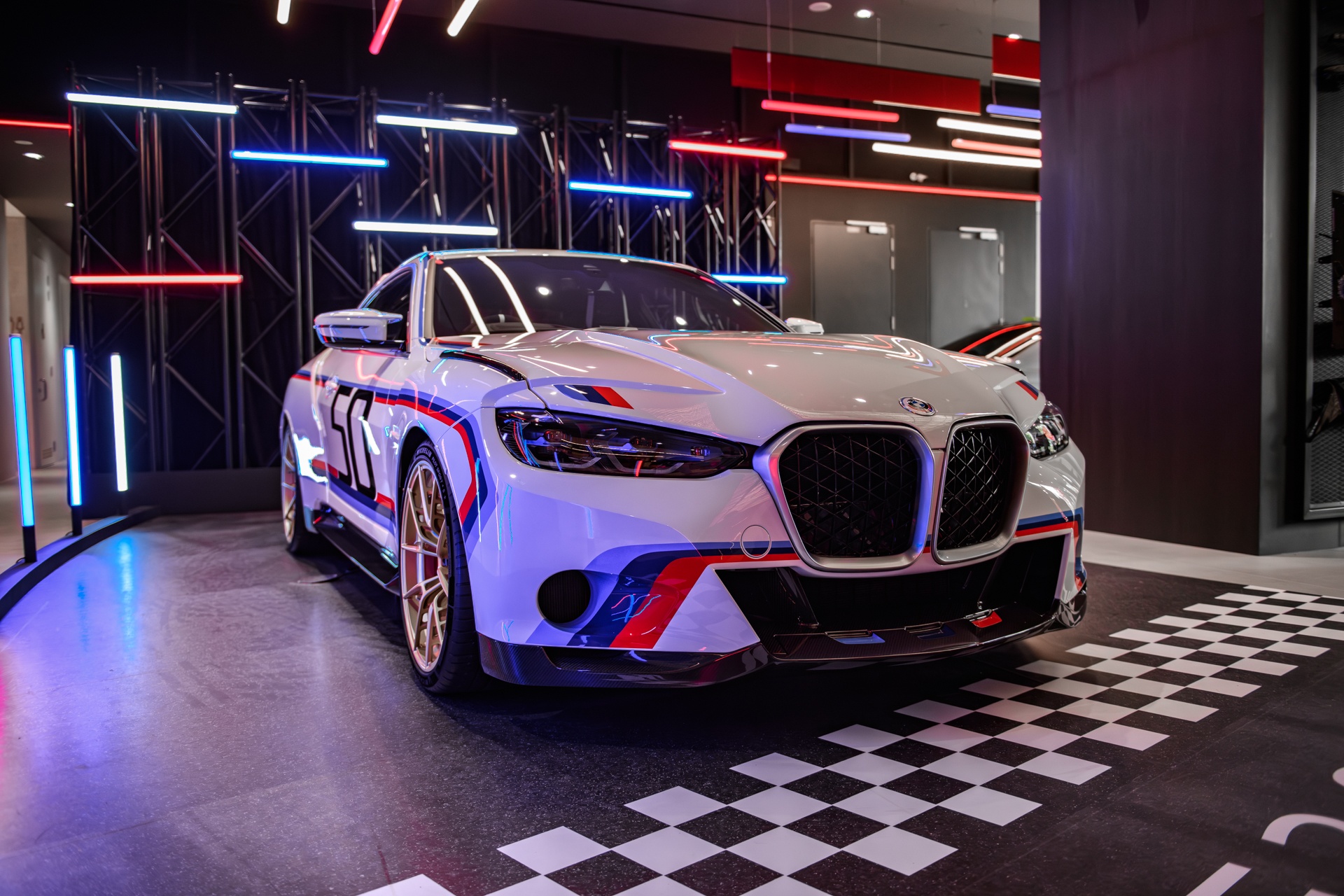 bmw,  csl,  bmw m,  bmw m4,  m4,  m4 csl,  bmw 3.0 csl,  gioi han,  batmobile,  singapore anh 10