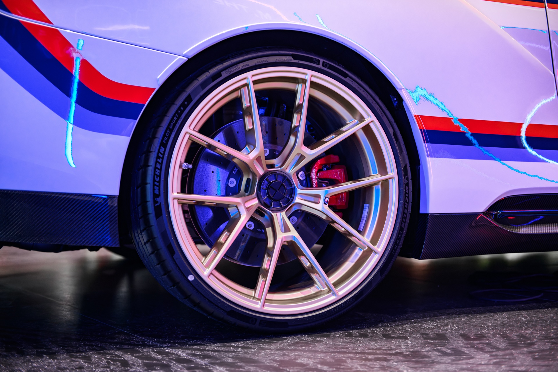 bmw,  csl,  bmw m,  bmw m4,  m4,  m4 csl,  bmw 3.0 csl,  gioi han,  batmobile,  singapore anh 4