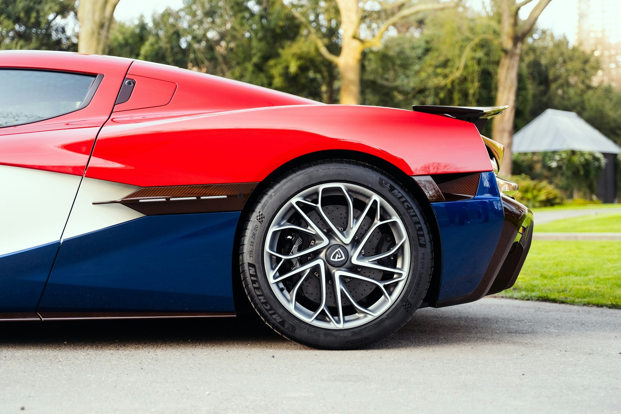 rimac,  nevera,  rimac nevera,  ev,  xe dien,  hyperar,  bugatti,  ha lan anh 5