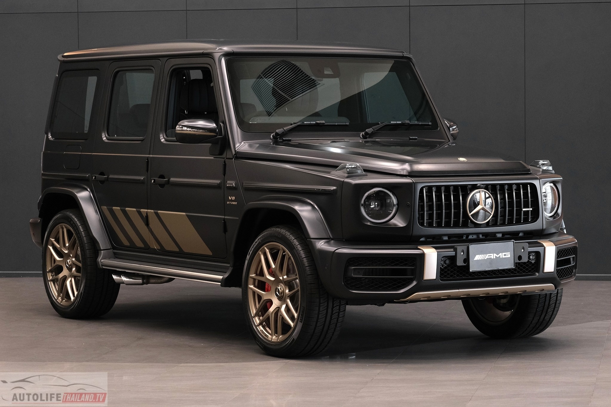 thái lan,  g63,  g63 grand edition,  g 63,  g 63 grand edition,  mercedes-benz,  mercedes,  benz,  amg,  mercedes-amg,  suv,  hiệu năng cao ảnh 27 thai lan,  g63,  g63 grand edition,  g 63,  g 63 grand edition,  mercedes-benz,  mercedes,  benz,  amg,  mercedes-amg,  suv,  hieu nang cao anh 27