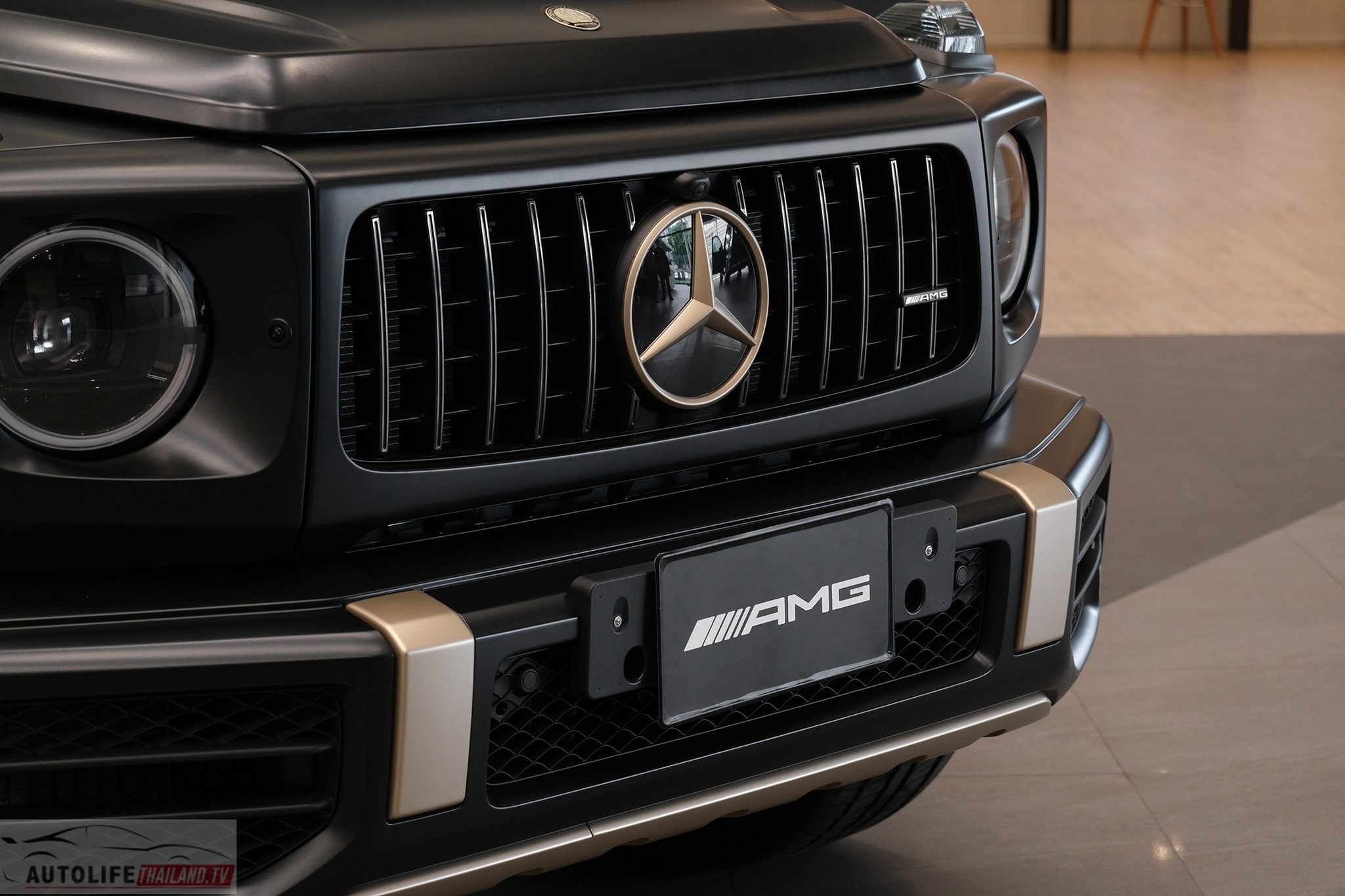 thái lan,  g63,  g63 grand edition,  g 63,  g 63 grand edition,  mercedes-benz,  mercedes,  benz,  amg,  mercedes-amg,  suv,  hiệu năng cao ảnh 6 thai lan,  g63,  g63 grand edition,  g 63,  g 63 grand edition,  mercedes-benz,  mercedes,  benz,  amg,  mercedes-amg,  suv,  hieu nang cao anh 6