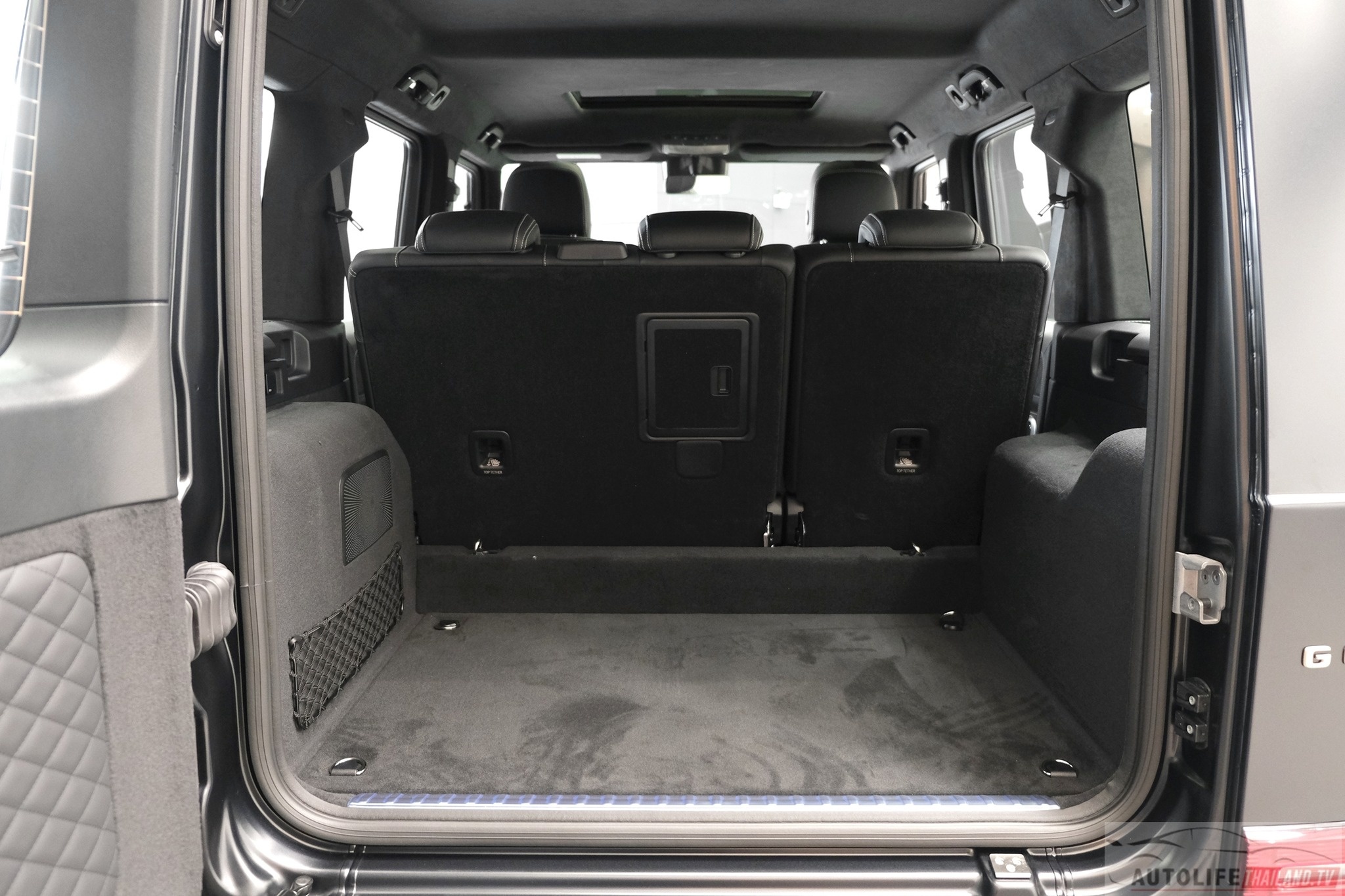 thái lan,  g63,  g63 grand edition,  g 63,  g 63 grand edition,  mercedes-benz,  mercedes,  benz,  amg,  mercedes-amg,  suv,  hiệu năng cao ảnh 15 thai lan,  g63,  g63 grand edition,  g 63,  g 63 grand edition,  mercedes-benz,  mercedes,  benz,  amg,  mercedes-amg,  suv,  hieu nang cao anh 15