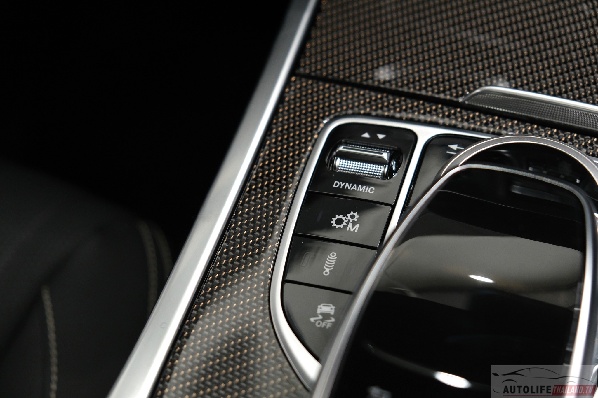 thái lan,  g63,  g63 grand edition,  g 63,  g 63 grand edition,  mercedes-benz,  mercedes,  benz,  amg,  mercedes-amg,  suv,  hiệu năng cao ảnh 24 thai lan,  g63,  g63 grand edition,  g 63,  g 63 grand edition,  mercedes-benz,  mercedes,  benz,  amg,  mercedes-amg,  suv,  hieu nang cao anh 24