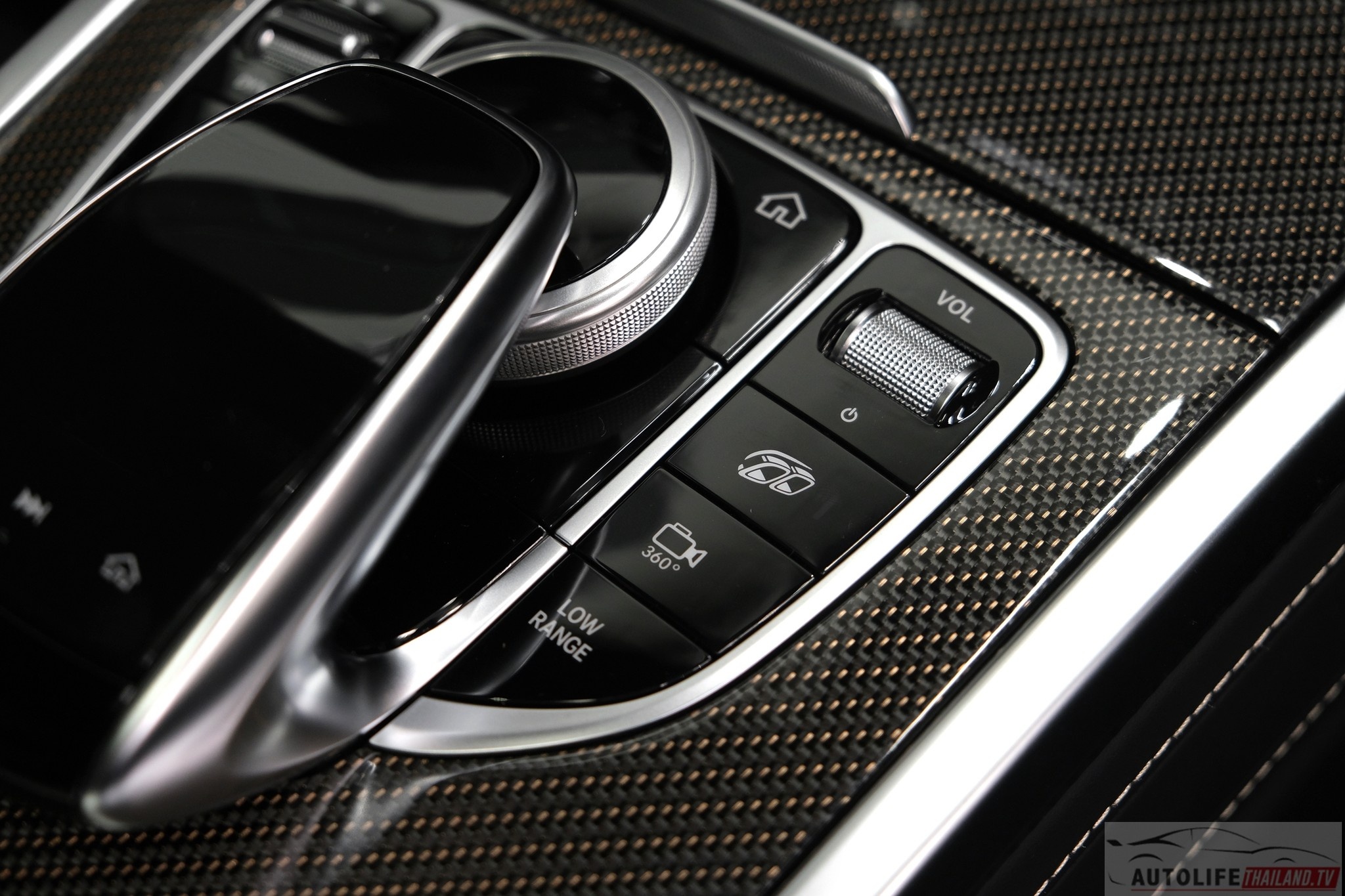 thái lan,  g63,  g63 grand edition,  g 63,  g 63 grand edition,  mercedes-benz,  mercedes,  benz,  amg,  mercedes-amg,  suv,  hiệu năng cao ảnh 25 thai lan,  g63,  g63 grand edition,  g 63,  g 63 grand edition,  mercedes-benz,  mercedes,  benz,  amg,  mercedes-amg,  suv,  hieu nang cao anh 25