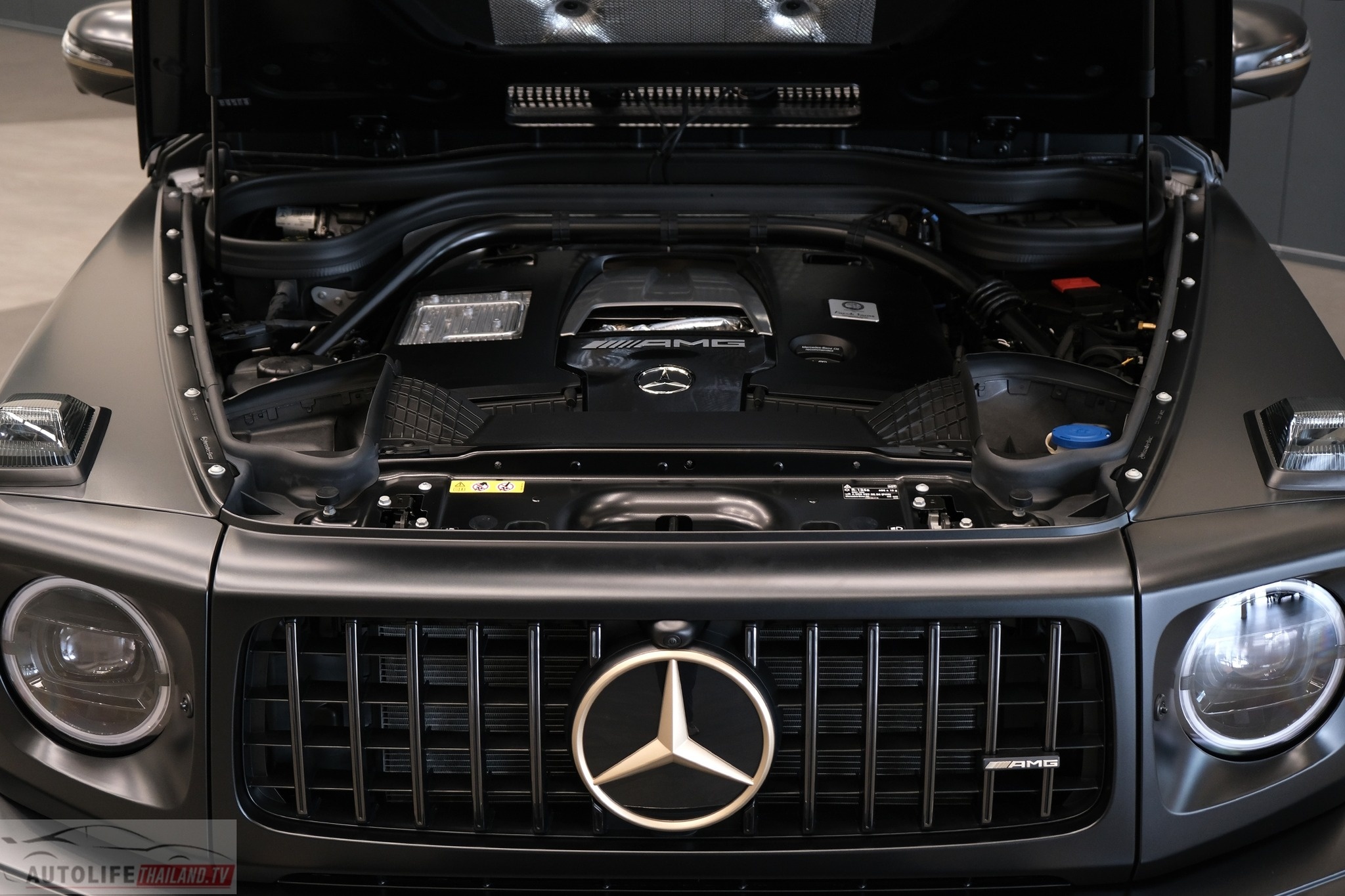 thái lan,  g63,  g63 grand edition,  g 63,  g 63 grand edition,  mercedes-benz,  mercedes,  benz,  amg,  mercedes-amg,  suv,  hiệu năng cao ảnh 21 thai lan,  g63,  g63 grand edition,  g 63,  g 63 grand edition,  mercedes-benz,  mercedes,  benz,  amg,  mercedes-amg,  suv,  hieu nang cao anh 21