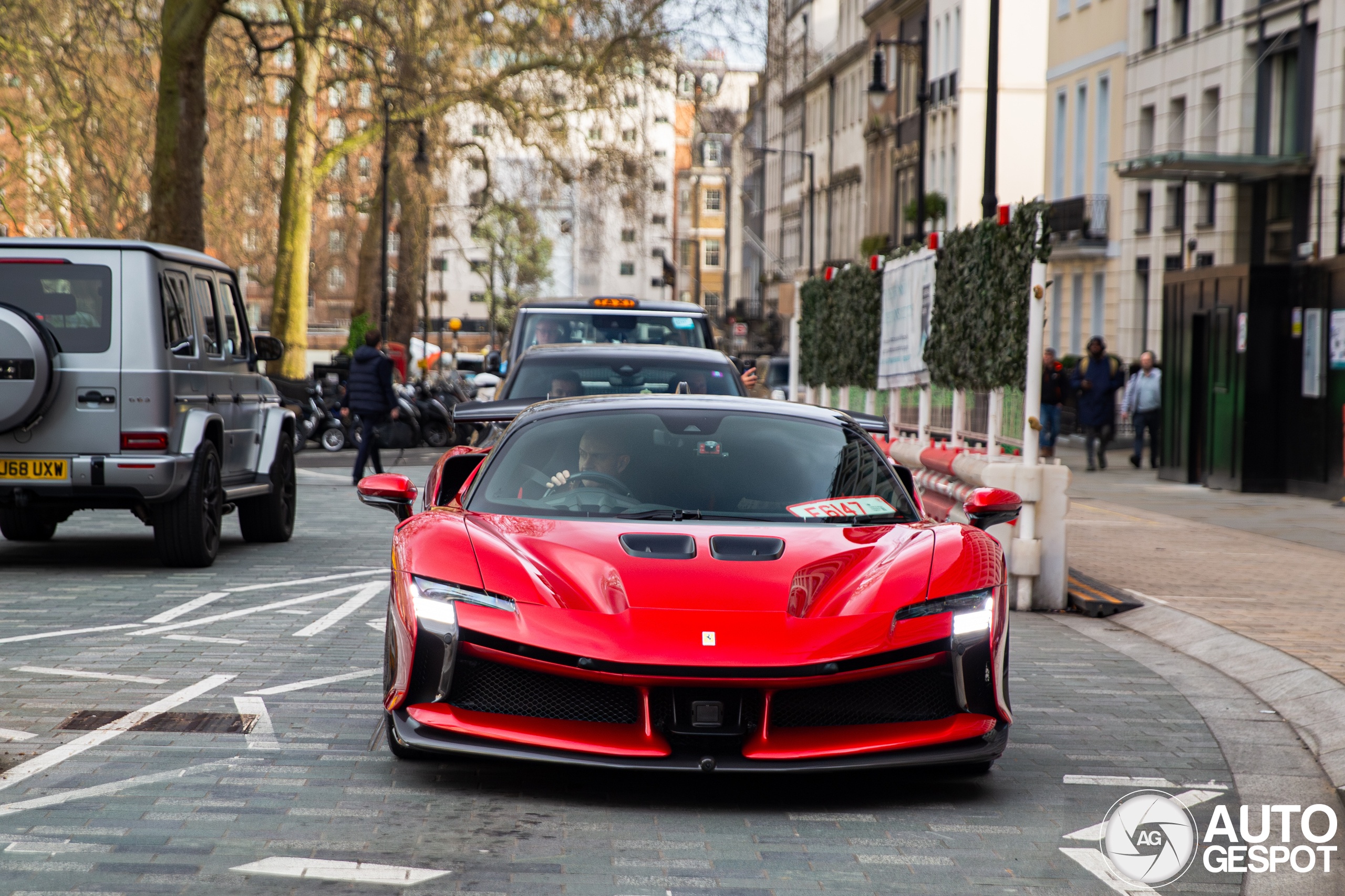 Ferrari SF90 XX Stradale,  ferrari,  sf90,  sf90 xx,  sf90 xx stradale,  sieu xe,  ban giao,  anh quoc,  luan don,  hybrid anh 4