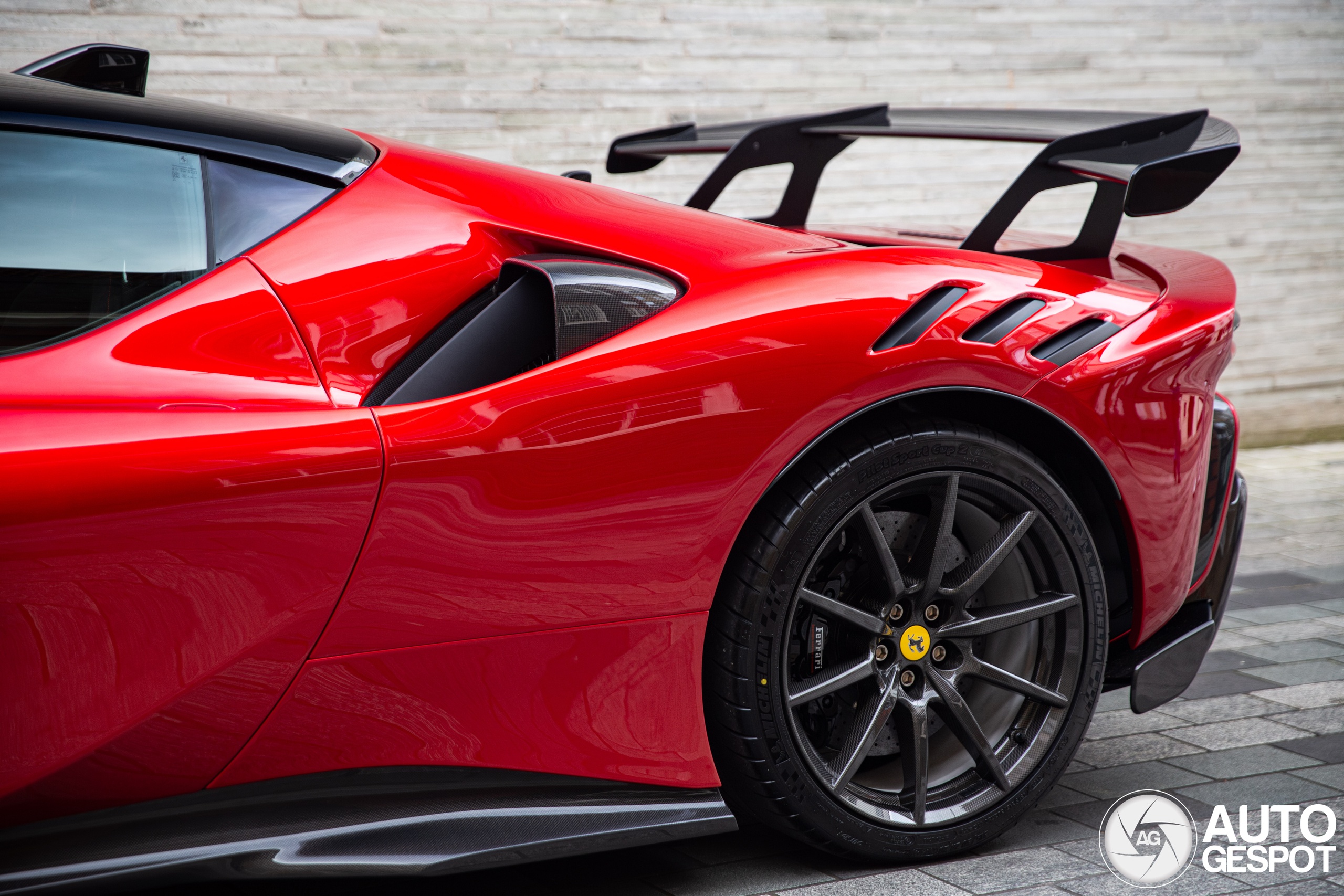 Ferrari SF90 XX Stradale,  ferrari,  sf90,  sf90 xx,  sf90 xx stradale,  sieu xe,  ban giao,  anh quoc,  luan don,  hybrid anh 6