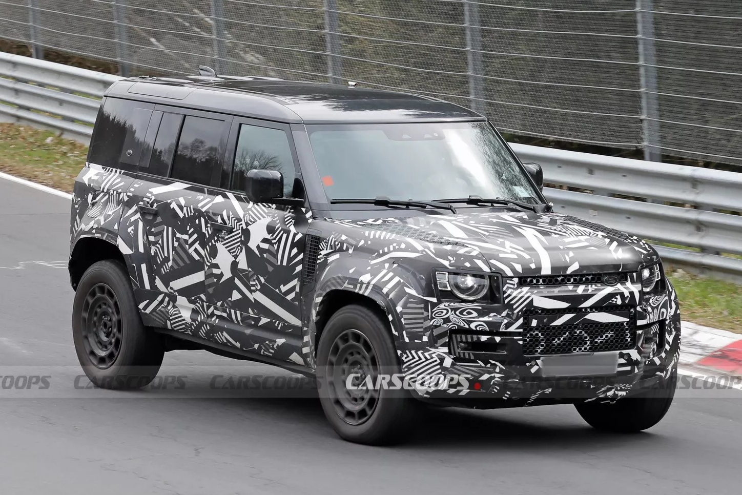 Defender Octa se canh tranh voi Mercedes-AMG G 63 hinh anh