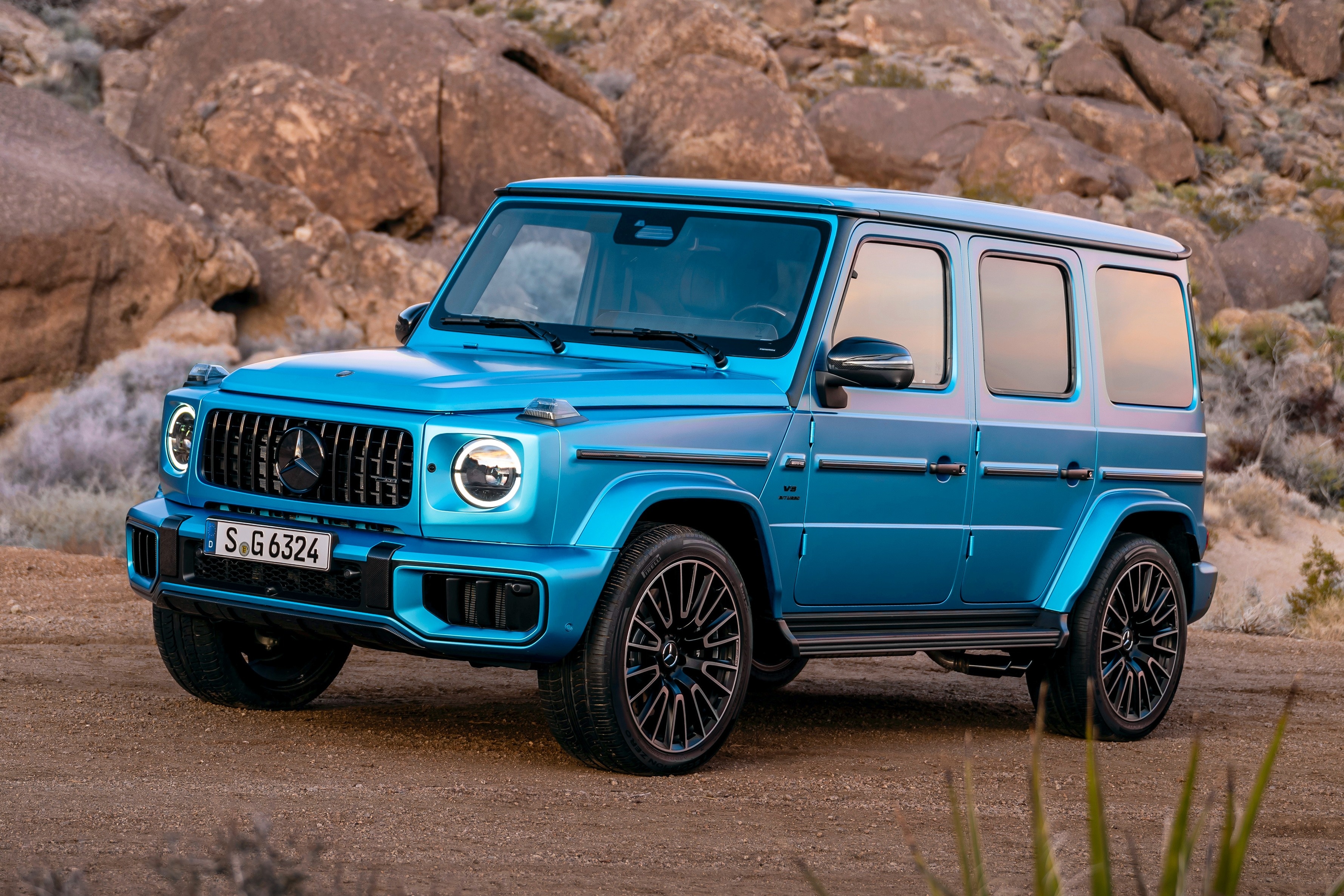 mercedes,  benz,  amg,  mercedes-amg,  g63,  g63 amg,  amg g63,  g 63,  amg g 63,  suv,  hiệu suất cao,  g63 2025 ảnh 1 mercedes,  benz,  amg,  mercedes-amg,  g63,  g63 amg,  amg g63,  g 63,  amg g 63,  suv,  hieu suat cao,  g63 2025 anh 1