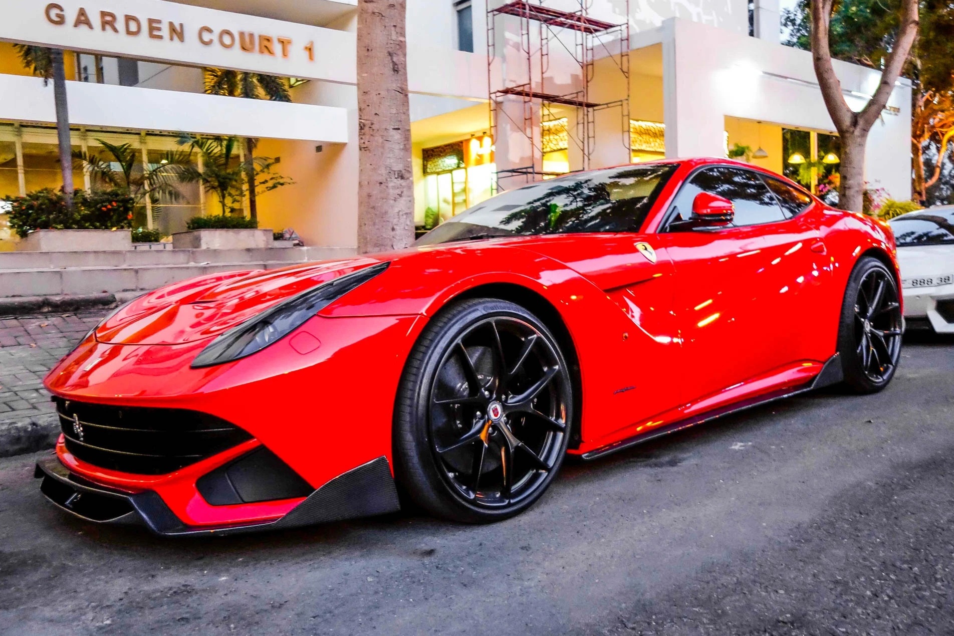 cường đô la,  nguyễn quốc cường,  siêu xe,  lamborghini,  ferrari,  mclaren,  porsche,  audi,  bmw,  mercedes,  maybach,  honda,  civic type r,  land rover,  bentley,  morgan ảnh 29 cuong do la,  nguyen quoc cuong,  sieu xe,  lamborghini,  ferrari,  mclaren,  porsche,  audi,  bmw,  mercedes,  maybach,  honda,  civic type r,  land rover,  bentley,  morgan anh 29