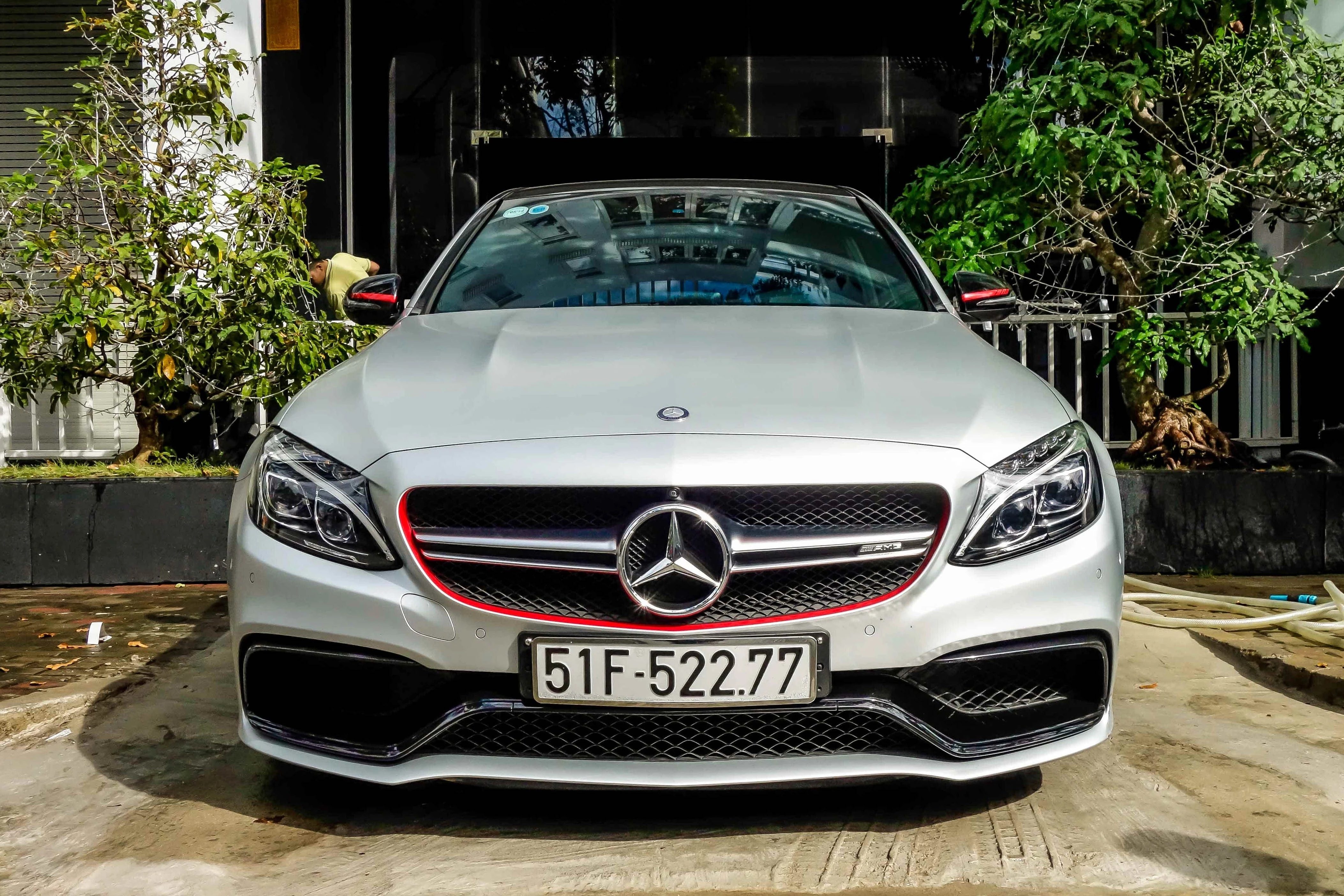 cường đô la,  nguyễn quốc cường,  siêu xe,  lamborghini,  ferrari,  mclaren,  porsche,  audi,  bmw,  mercedes,  maybach,  honda,  civic type r,  land rover,  bentley,  morgan ảnh 41 cuong do la,  nguyen quoc cuong,  sieu xe,  lamborghini,  ferrari,  mclaren,  porsche,  audi,  bmw,  mercedes,  maybach,  honda,  civic type r,  land rover,  bentley,  morgan anh 41