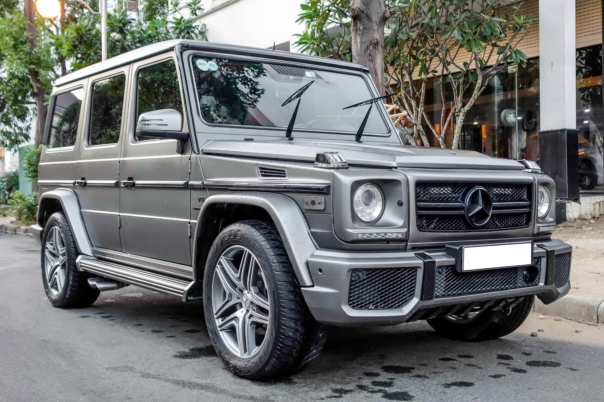 cường đô la,  nguyễn quốc cường,  siêu xe,  lamborghini,  ferrari,  mclaren,  porsche,  audi,  bmw,  mercedes,  maybach,  honda,  civic type r,  land rover,  bentley,  morgan ảnh 21 cuong do la,  nguyen quoc cuong,  sieu xe,  lamborghini,  ferrari,  mclaren,  porsche,  audi,  bmw,  mercedes,  maybach,  honda,  civic type r,  land rover,  bentley,  morgan anh 21