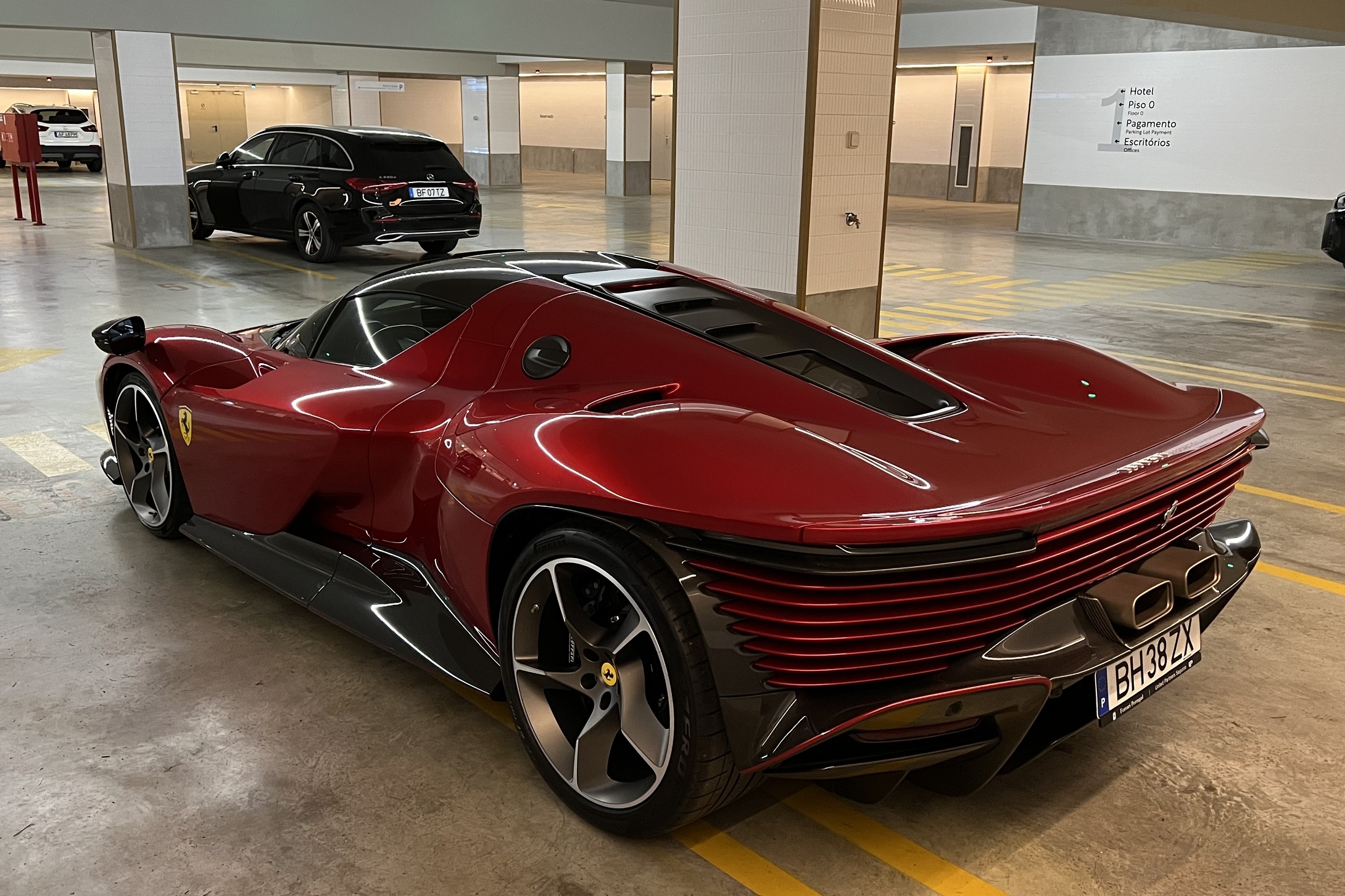 sieu xe,  ronaldo,  Cristiano Ronaldo,  ferrari,  daytona sp3,  sp3,  monza sp1,  monza sp2,  ferrari daytona sp3,  bo dao nha anh 2