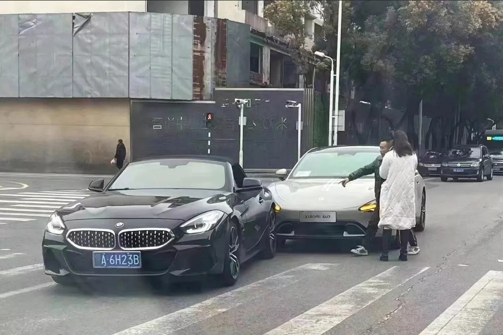 xe điện, ev, xiaomi, xiaomi su7, su7, xe trung quốc, vinfast ảnh 4 xe dien, ev, xiaomi, xiaomi su7, su7, xe trung quoc, vinfast anh 4