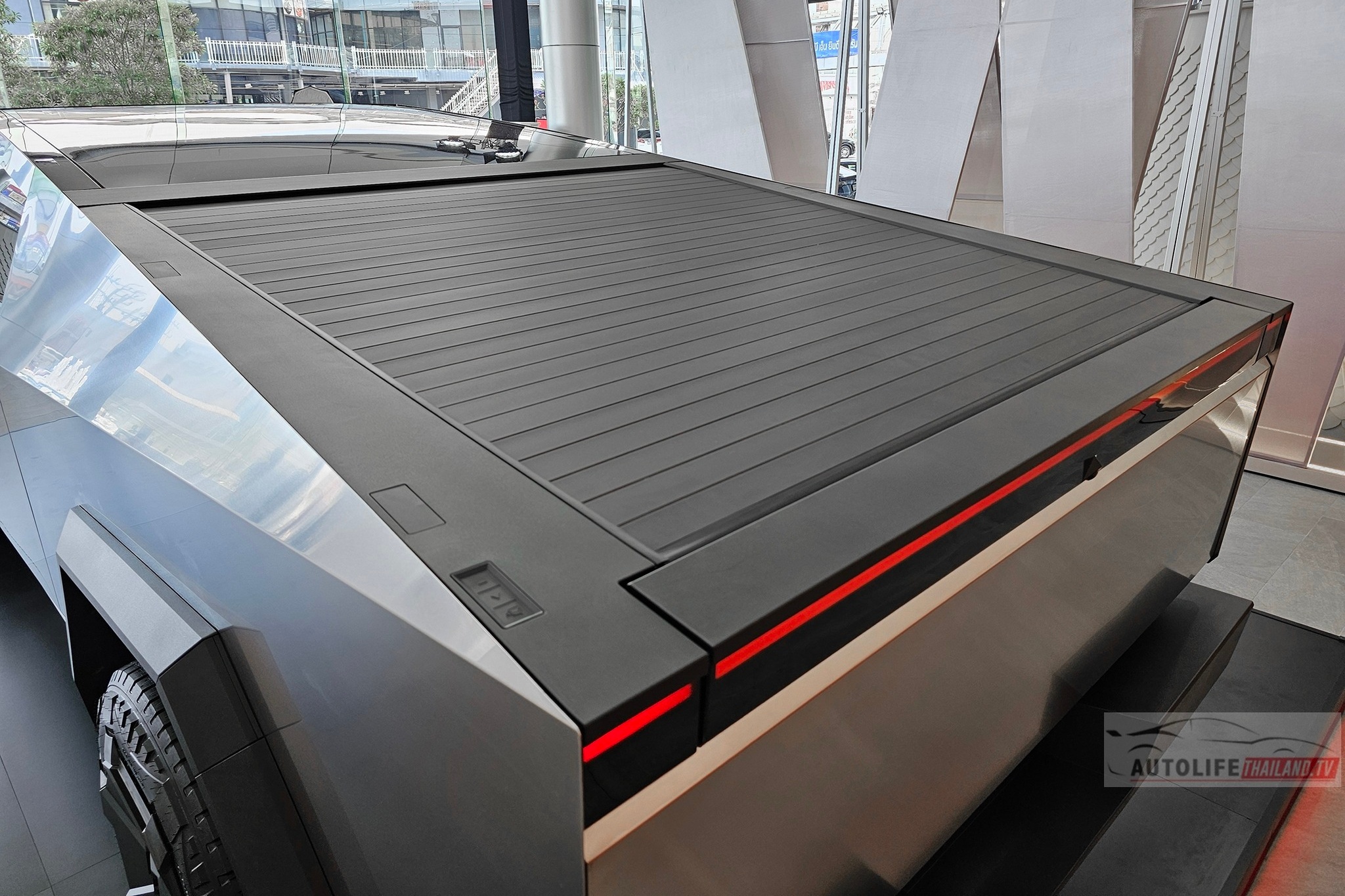 tesla,  cybertruck,  bán tải,  bán tải điện,  xe điện,  ev,  tesla cybertruck ảnh 9 tesla,  cybertruck,  ban tai,  ban tai dien,  xe dien,  ev,  tesla cybertruck anh 9