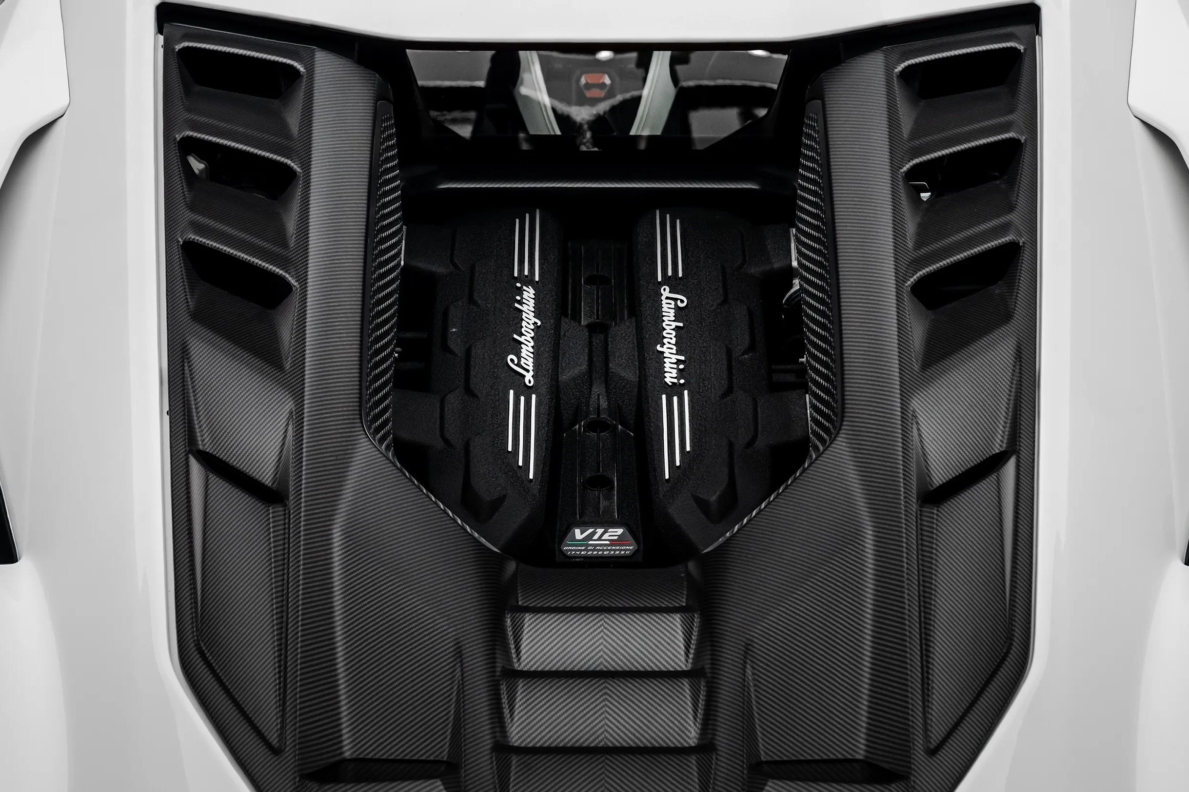 sieu xe,  uae,  lamborghini,  revuelto,  hybrid,  lamborghini revuelto anh 16