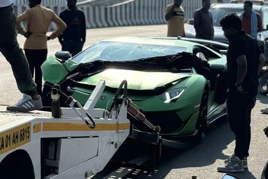 Lamborghini Aventador SVJ gap tai nan o An Do hinh anh