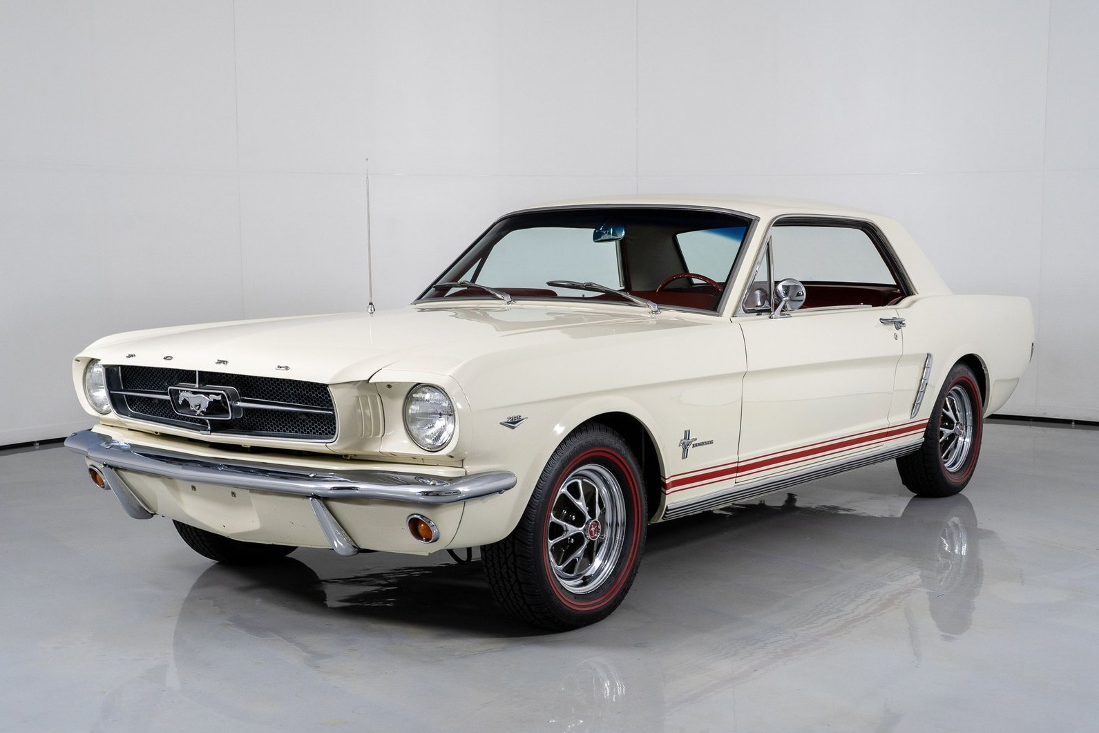 ford,  mustang,  mustang gt,  ford mustang gt,  mustang gt premium,  60th anniversary,  mustang 60th anniversary,  xe co bap anh 3