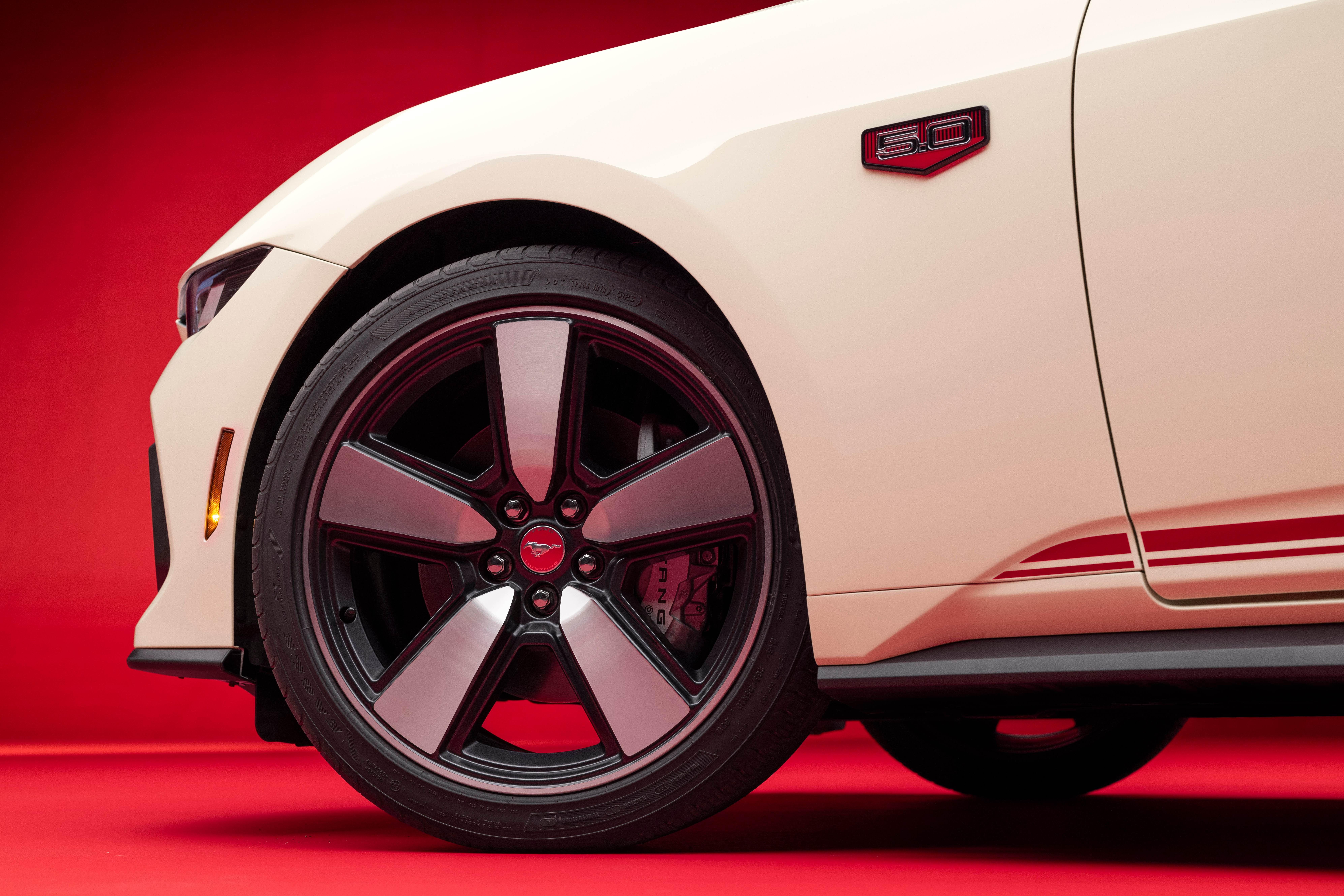 ford,  mustang,  mustang gt,  ford mustang gt,  mustang gt premium,  60th anniversary,  mustang 60th anniversary,  xe co bap anh 10