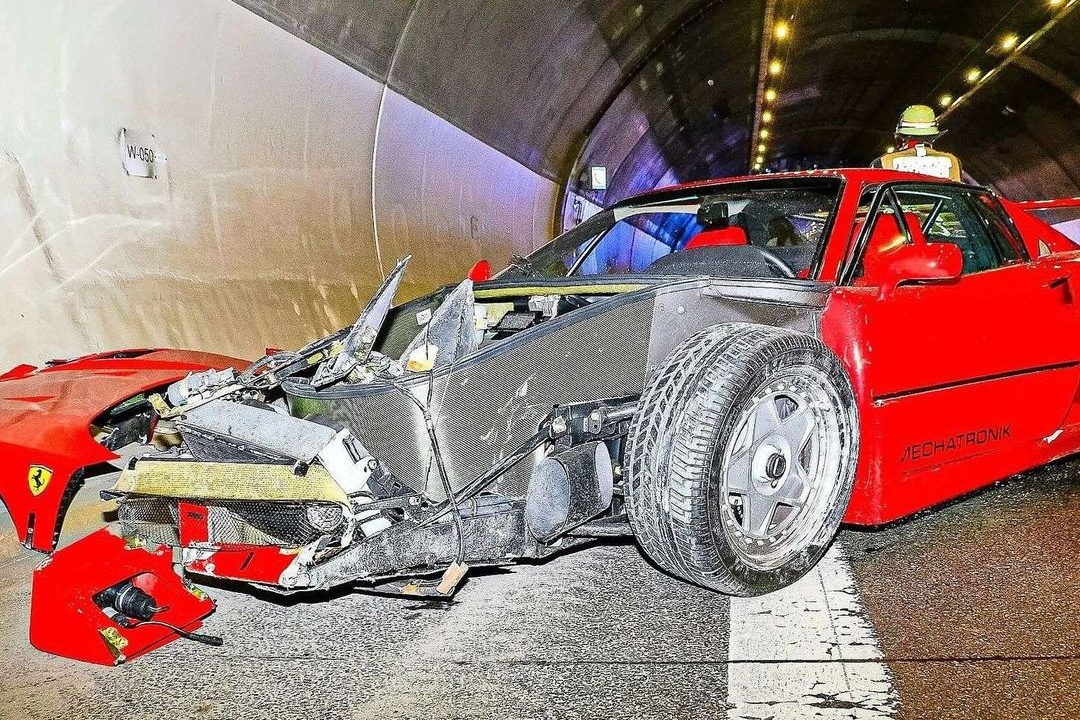 ferrari,  f40,  ferrari f40,  sieu xe,  tai nan,  tai nan sieu xe,  mechatronik anh 4