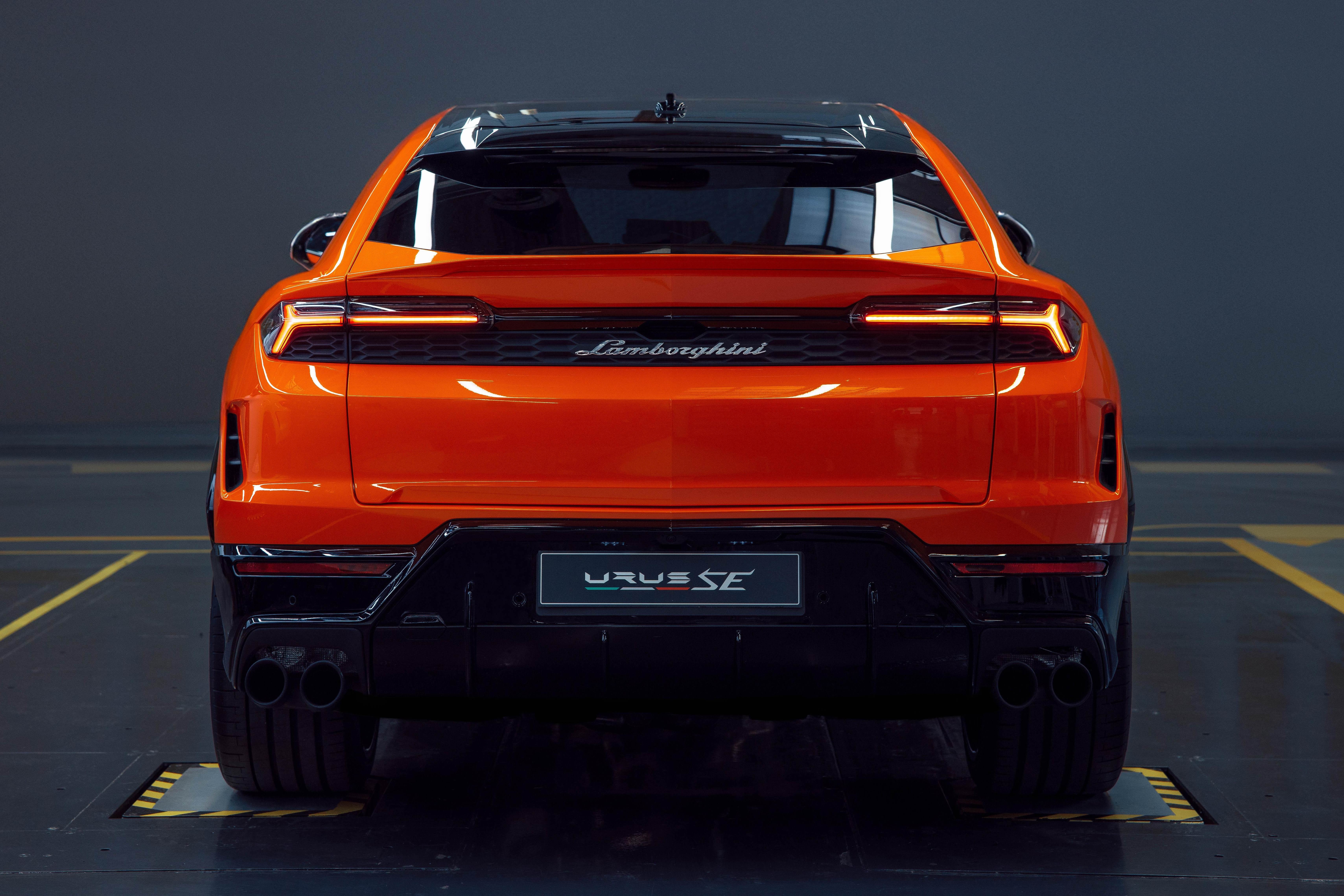 lamborghini,  urus,  urus se,  sieu xe,  hybrid,  suv anh 9