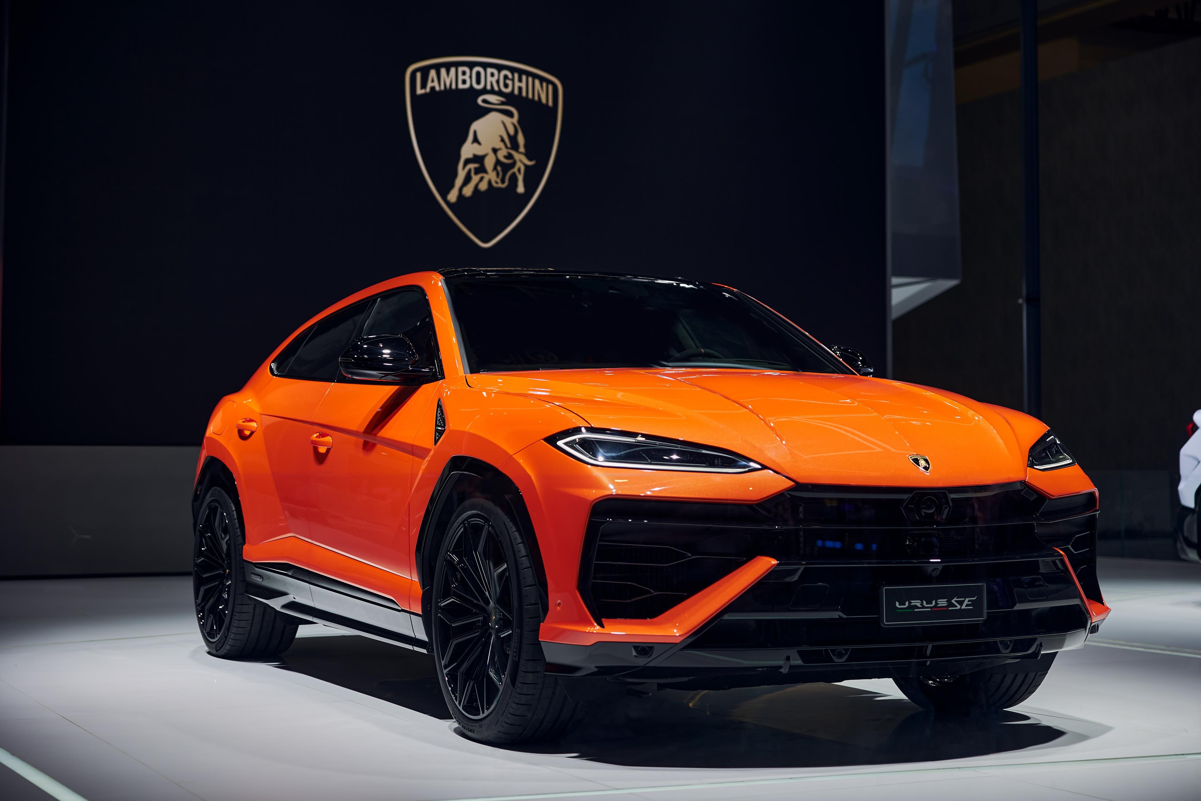 lamborghini,  urus,  urus se,  urus s,  urus performante,  revuelto,  huracan,  huracan tecnica,  Triển lãm Ôtô,  Bắc Kinh,  auto china,  triển lãm,  siêu xe ảnh 5 lamborghini,  urus,  urus se,  urus s,  urus performante,  revuelto,  huracan,  huracan tecnica,  Trien lam Oto,  Bac Kinh,  auto china,  trien lam,  sieu xe anh 5