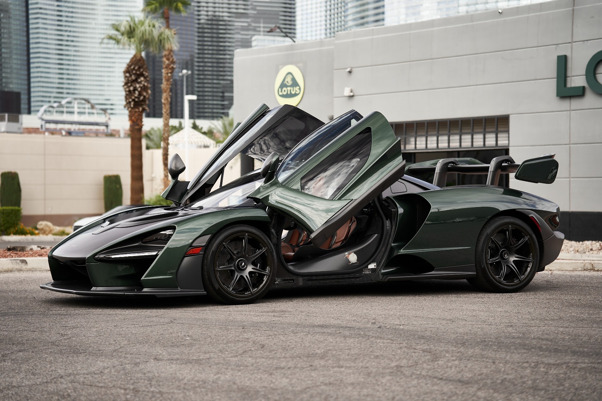 mclaren,  senna,  720s,  sieu xe,  hypercar,  tai nan,  tai nan sieu xe,  youtuber,  Edmond "Mondi" Barseghian,  mondi anh 1