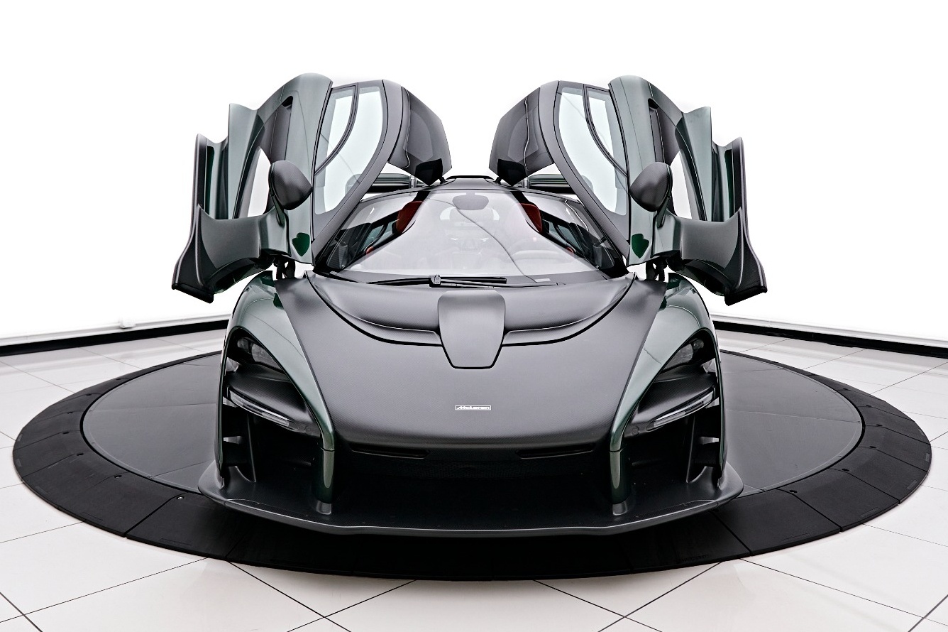 'Đốt Lốp' Giữa đường, Youtuber Phá Nát Siêu Xe Mclaren Senna - Ôtô 