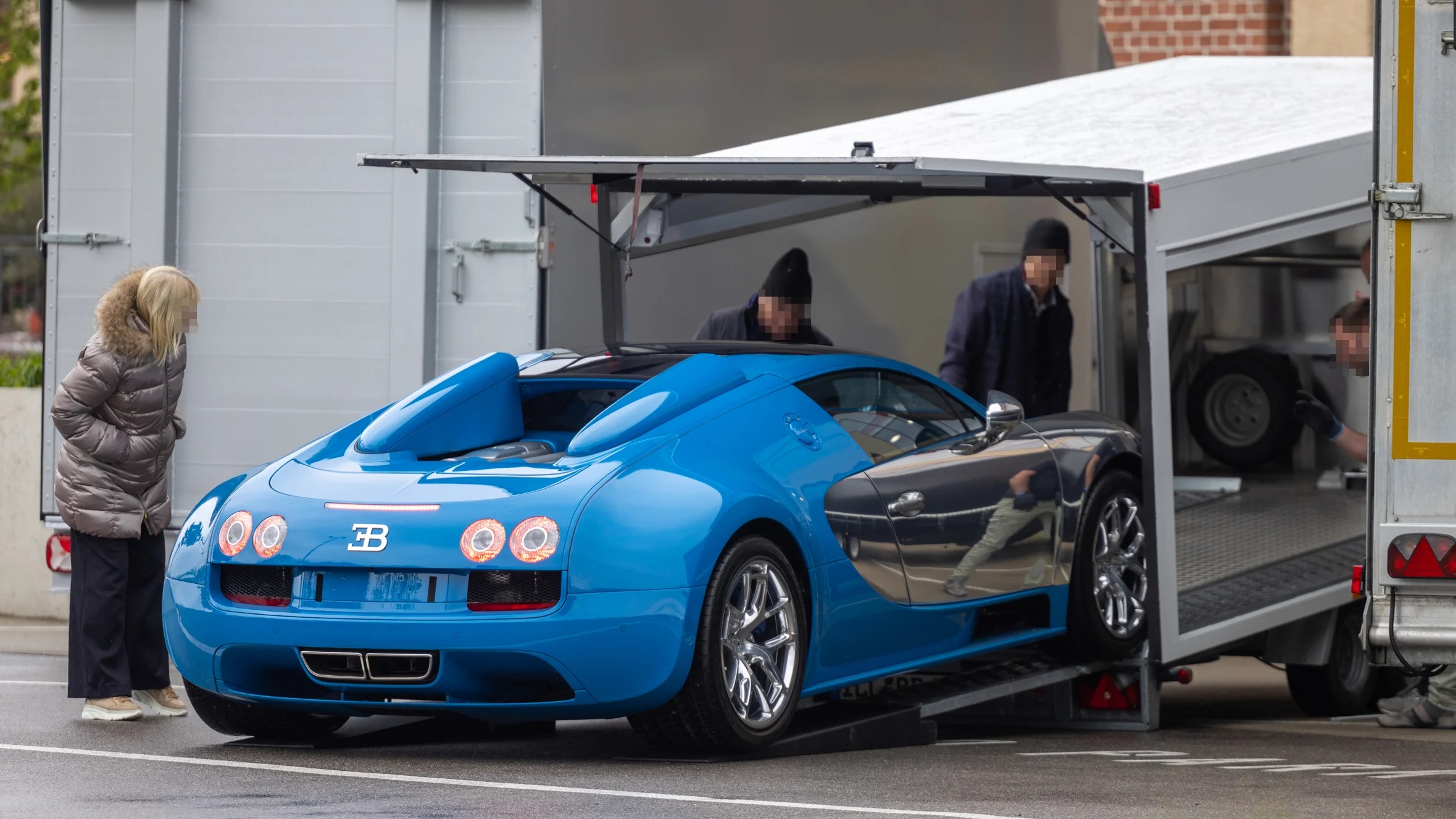 bugatti,  veyron,  chiron,  Les Legendes de Bugatti,  Jean-Pierre Wimille,  Jean Bugatti,  Meo Costantini,  Rembrandt Bugatti,  Black Bess,  Ettore Bugatti,  Veyron Grand Sport Vitesse,  Veyron Super Sport anh 1