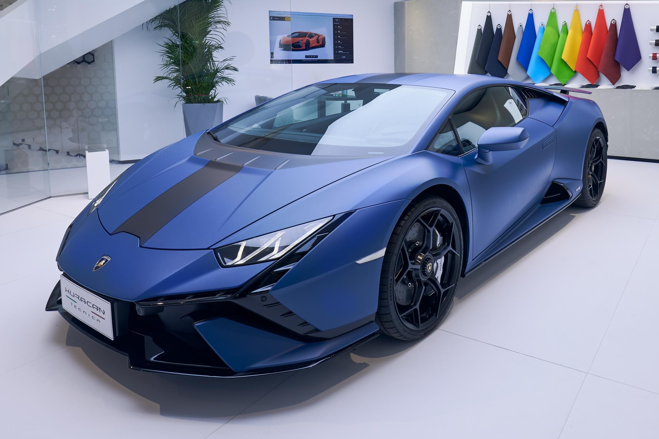 lamborghini,  urus,  urus se,  urus s,  urus performante,  revuelto,  huracan,  huracan tecnica,  Triển lãm Ôtô,  Bắc Kinh,  auto china,  triển lãm,  siêu xe ảnh 10 lamborghini,  urus,  urus se,  urus s,  urus performante,  revuelto,  huracan,  huracan tecnica,  Trien lam Oto,  Bac Kinh,  auto china,  trien lam,  sieu xe anh 10