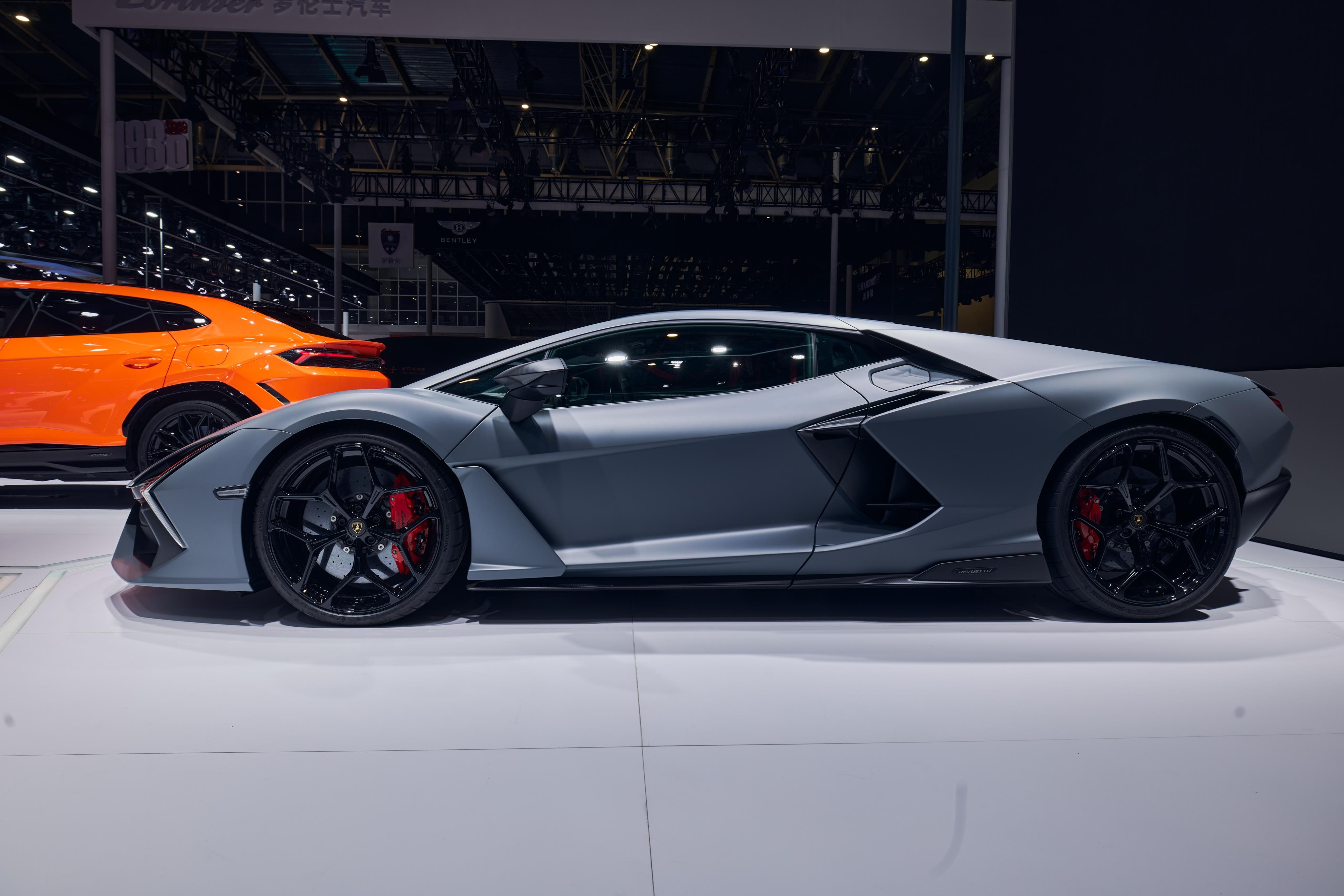 lamborghini,  urus,  urus se,  urus s,  urus performante,  revuelto,  huracan,  huracan tecnica,  Triển lãm Ôtô,  Bắc Kinh,  auto china,  triển lãm,  siêu xe ảnh 7 lamborghini,  urus,  urus se,  urus s,  urus performante,  revuelto,  huracan,  huracan tecnica,  Trien lam Oto,  Bac Kinh,  auto china,  trien lam,  sieu xe anh 7